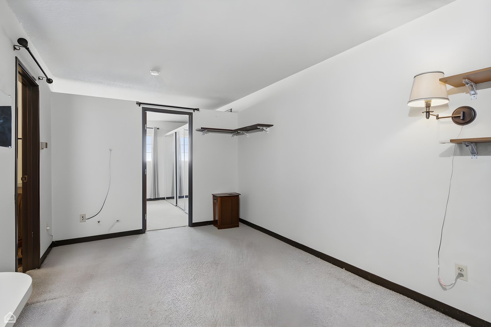 3130 W Monroe Street Unit: 107