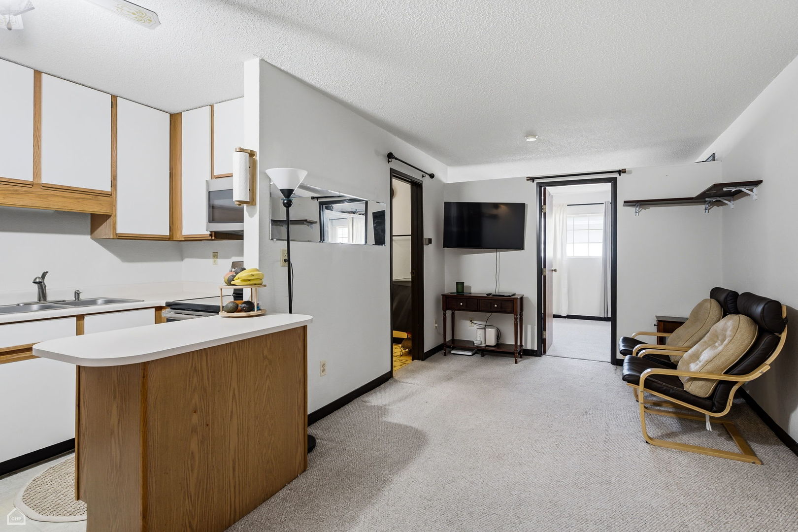 3130 W Monroe Street Unit: 107