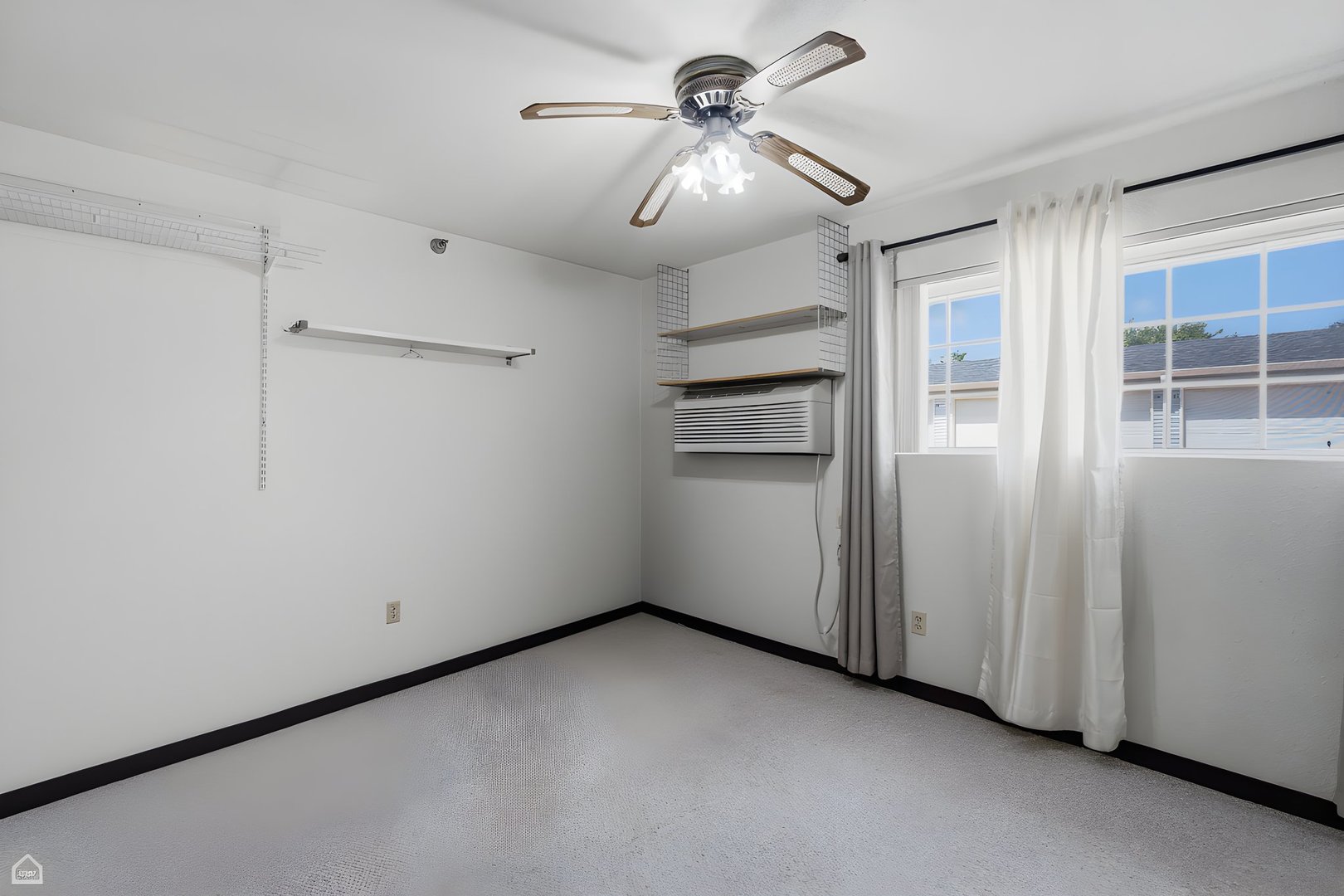 3130 W Monroe Street Unit: 107