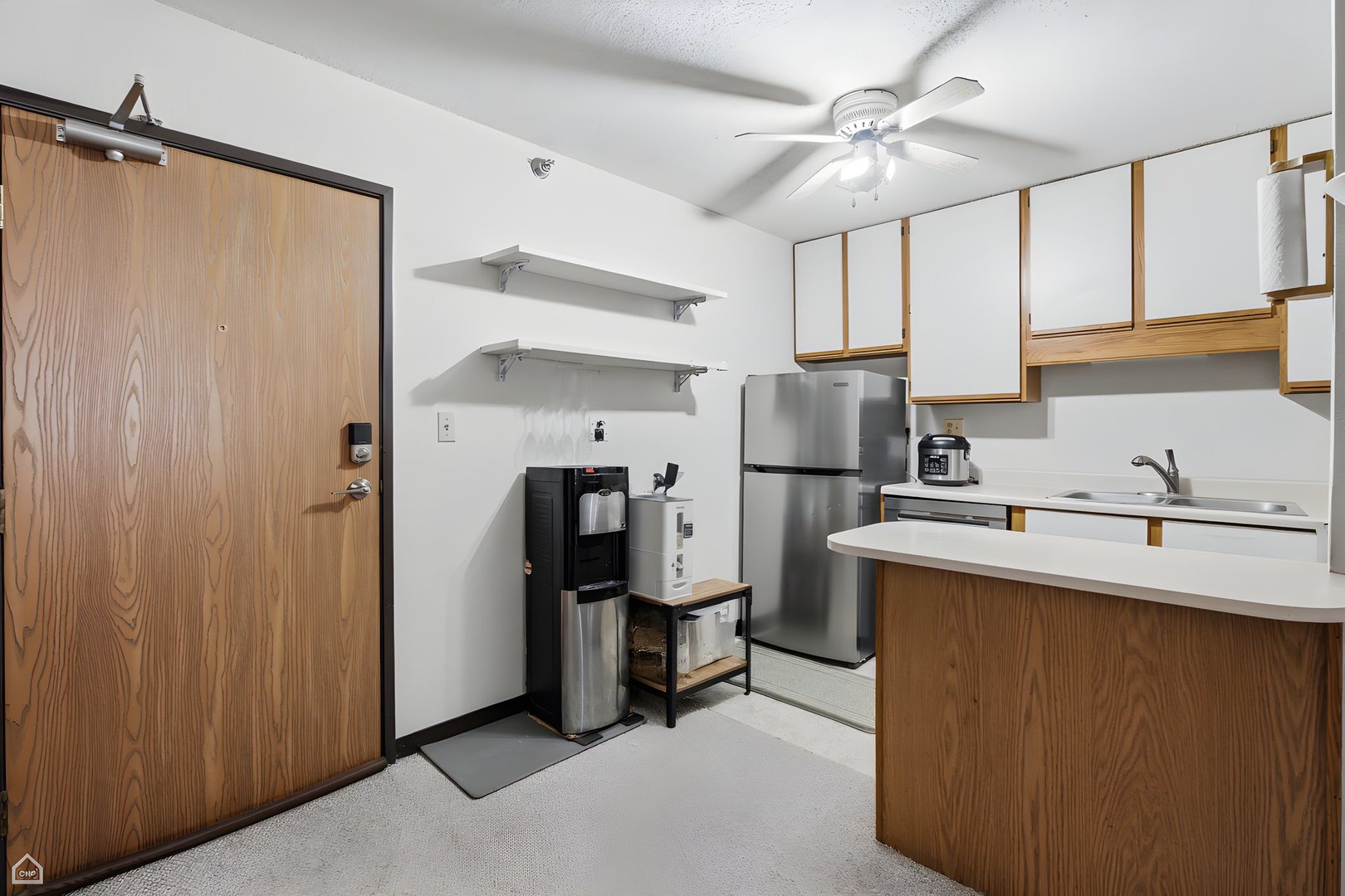 3130 W Monroe Street Unit: 107