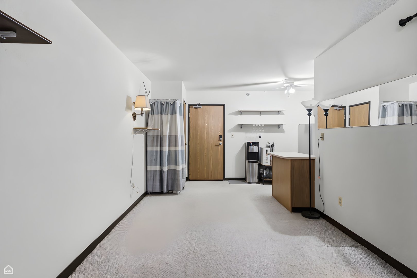 3130 W Monroe Street Unit: 107