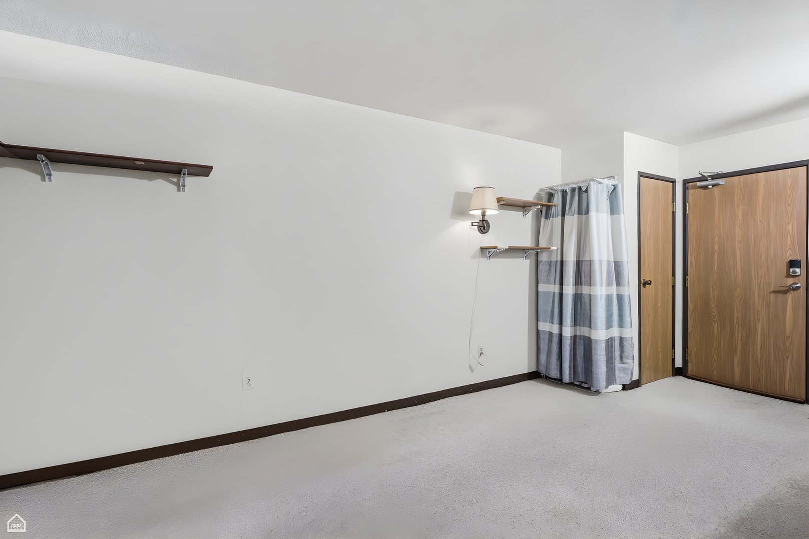 3130 W Monroe Street Unit: 107