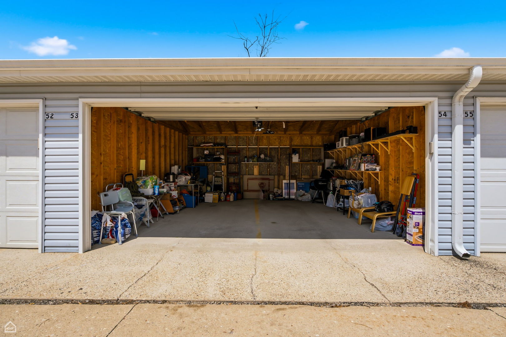 3130 W Monroe Street Unit: 107