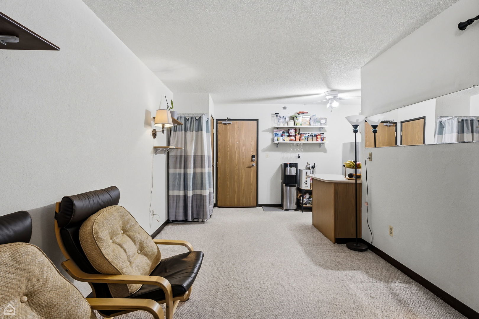3130 W Monroe Street Unit: 107