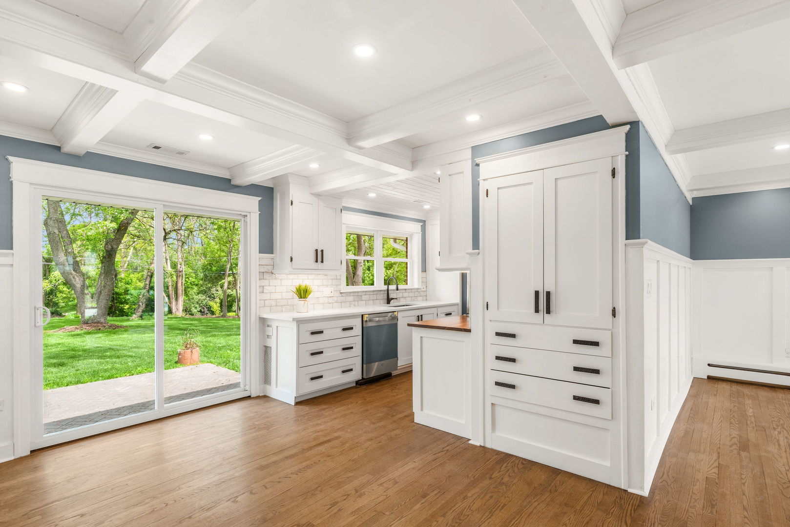 1010 W Elm Street