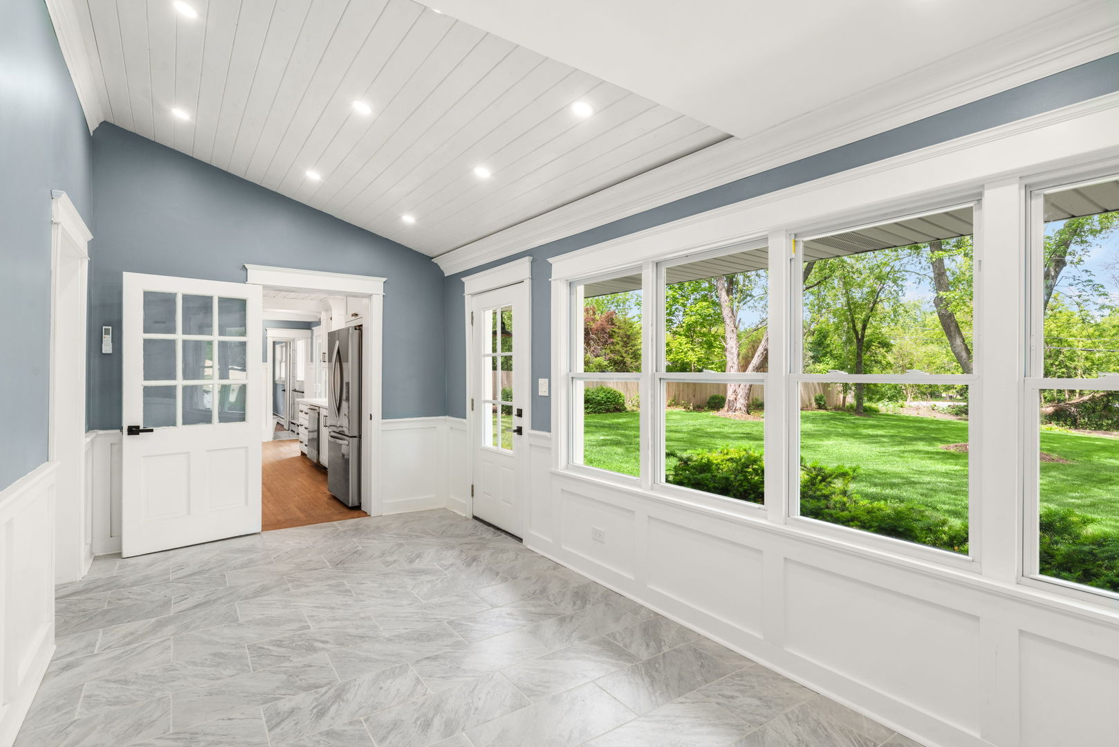 1010 W Elm Street