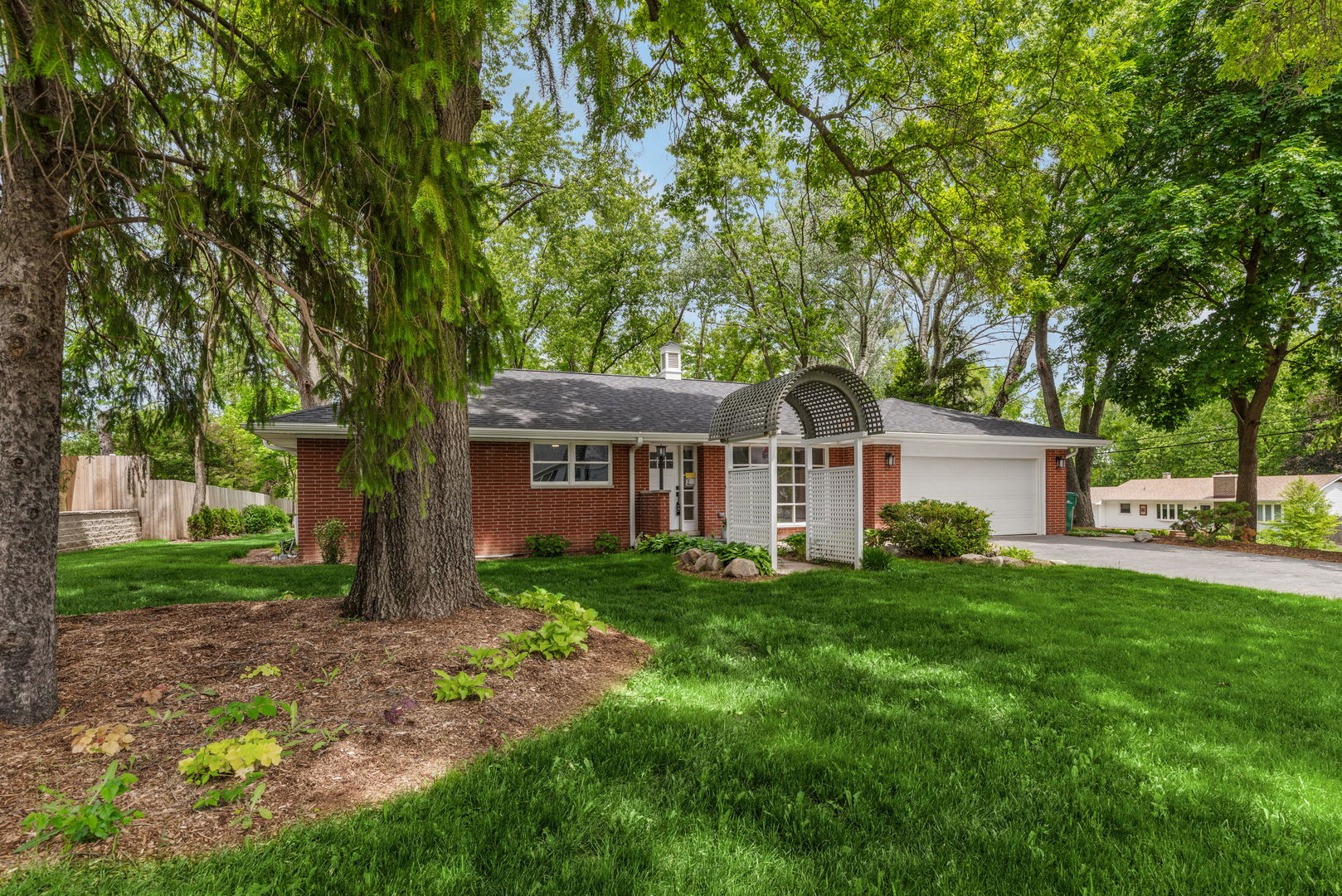 1010 W Elm Street