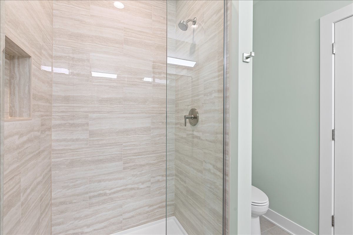 319 S Glendale Avenue Unit: 303