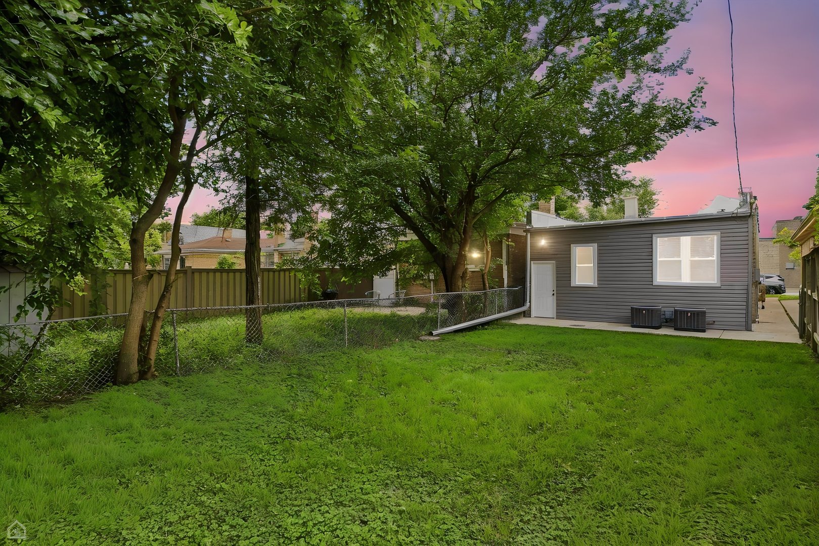 7120 W Highland Avenue