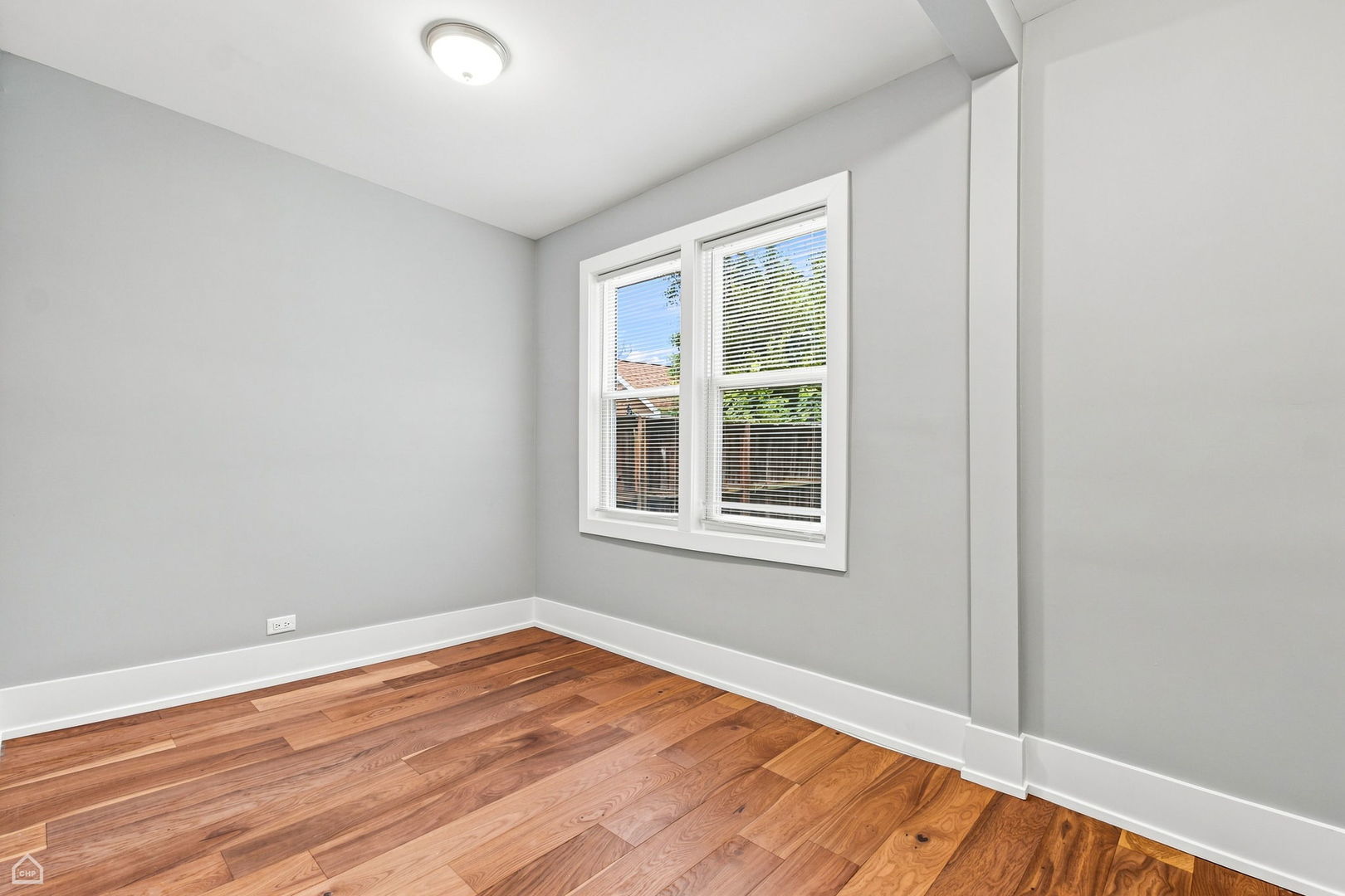 7120 W Highland Avenue