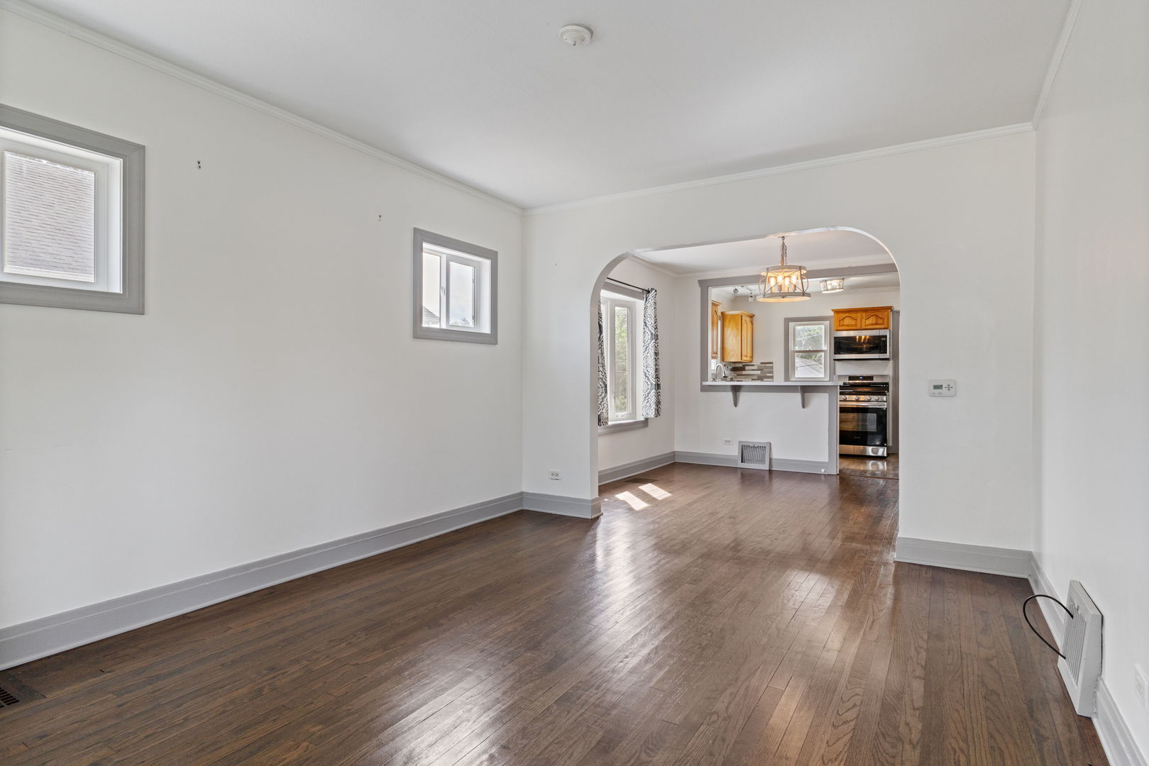 331 W Brookfield Street