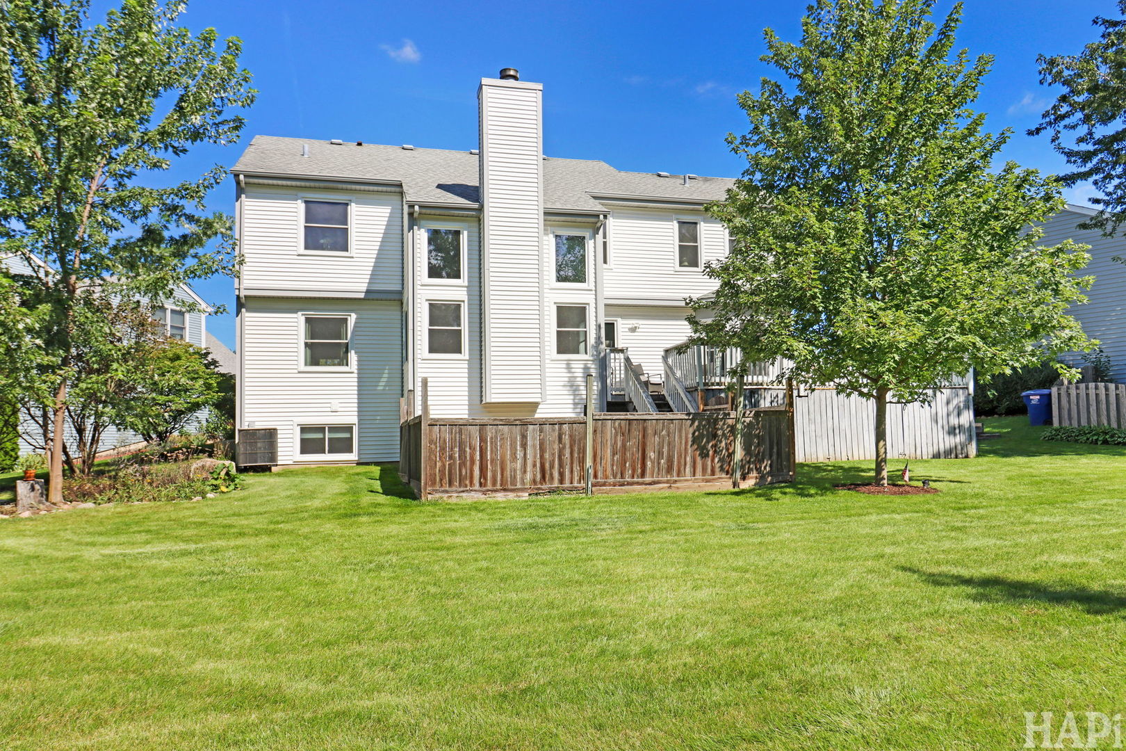 1446 Kingsbury Court