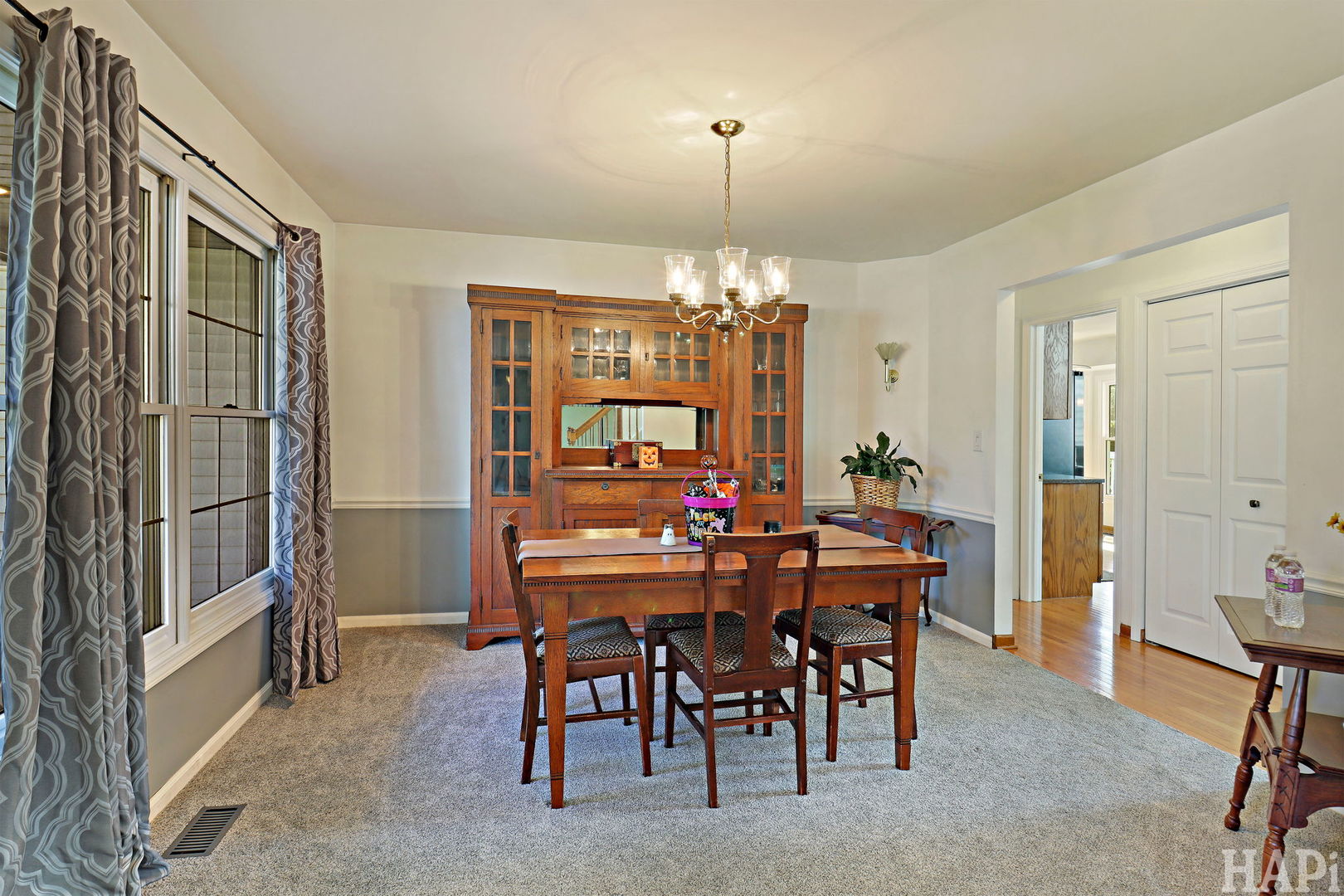 1446 Kingsbury Court