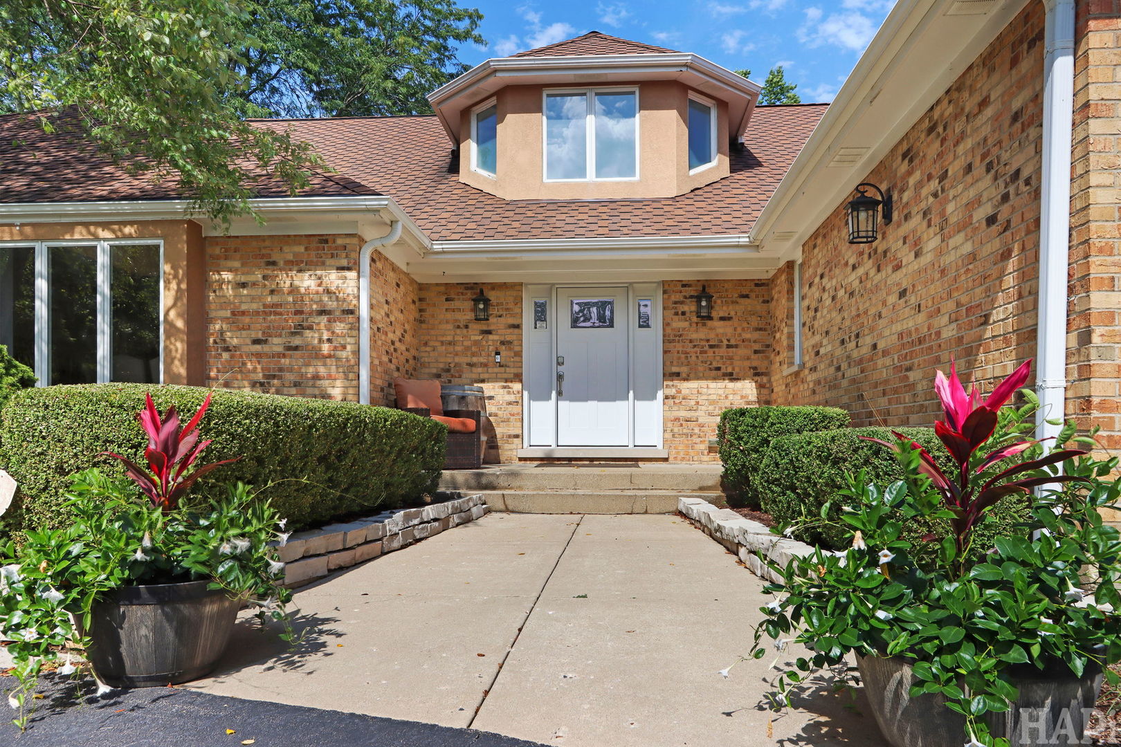 1726 Galloway Circle