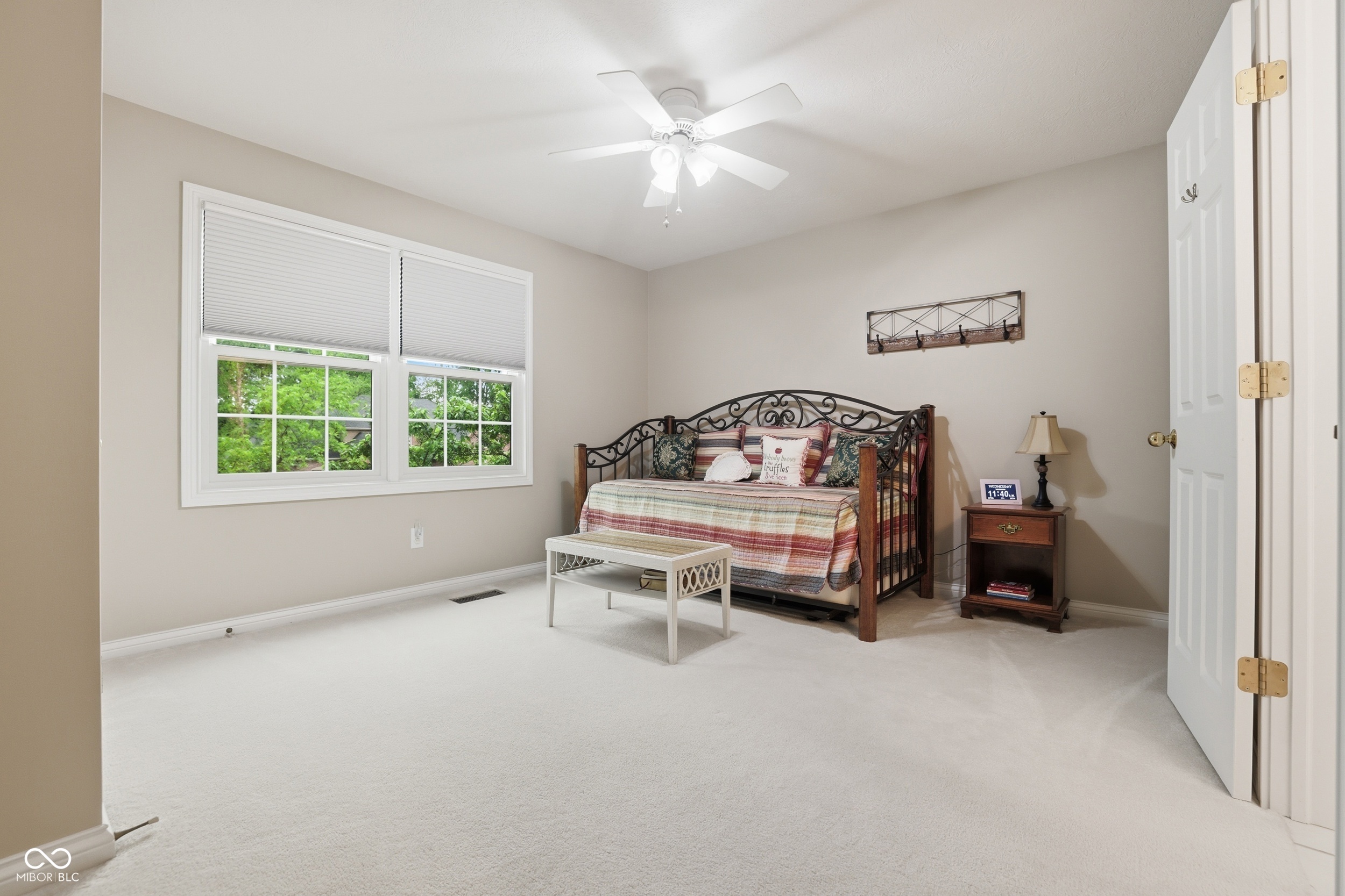 5767 Meadowlark Place