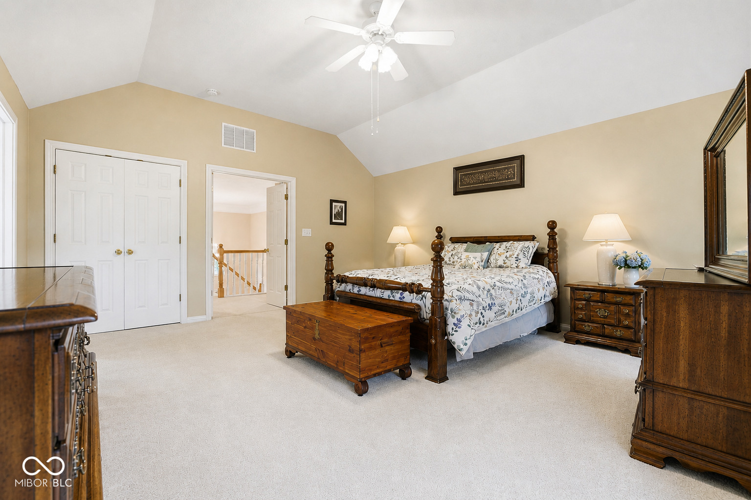 5767 Meadowlark Place