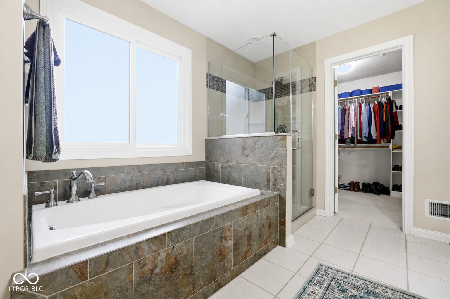 5767 Meadowlark Place