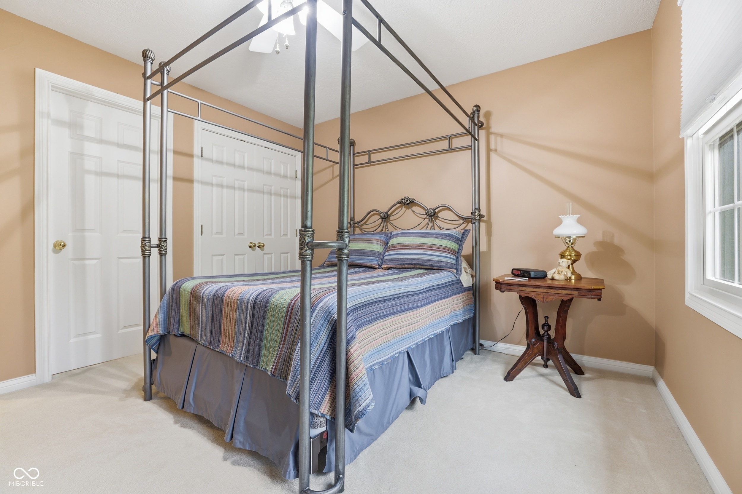 5767 Meadowlark Place