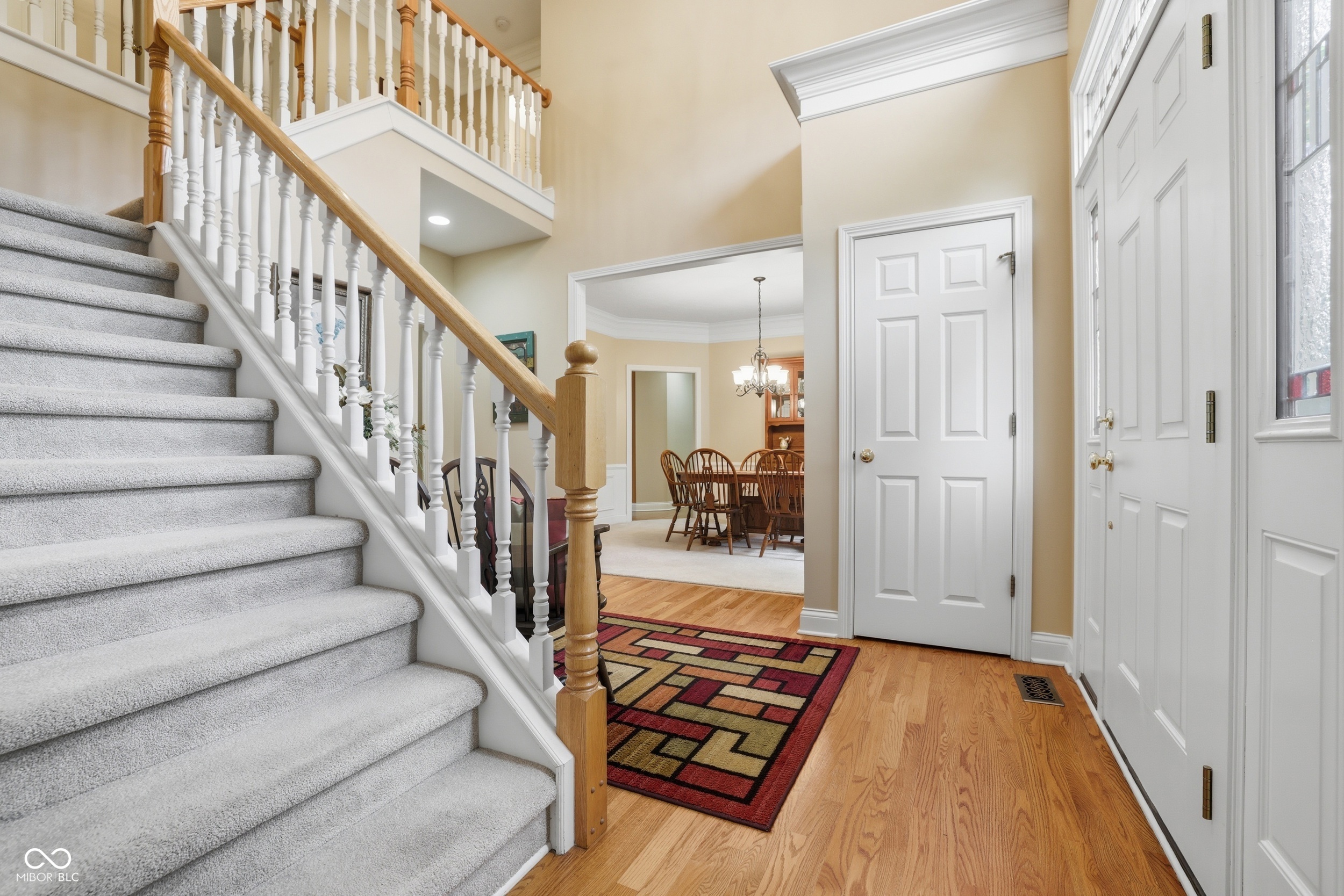 5767 Meadowlark Place