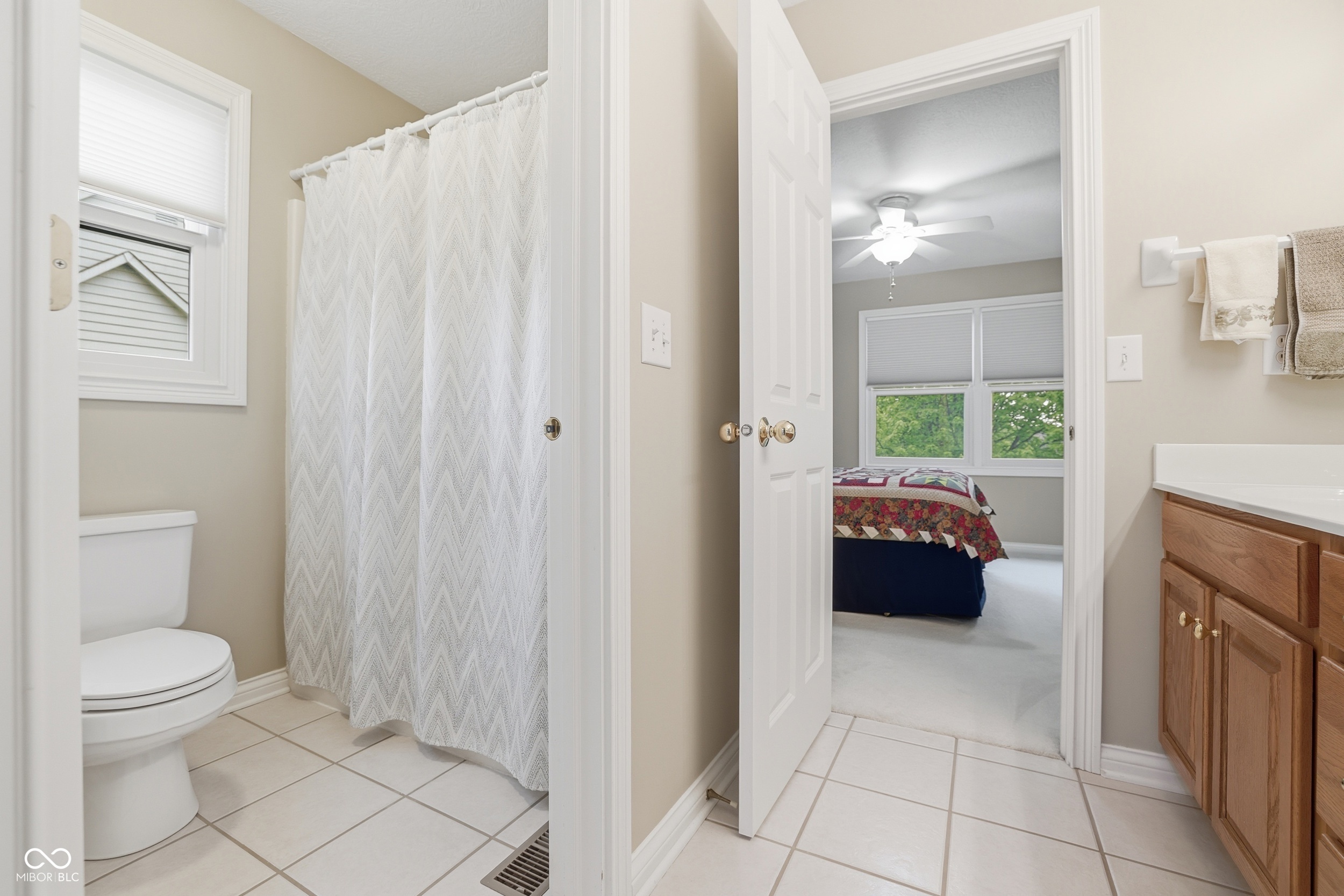 5767 Meadowlark Place