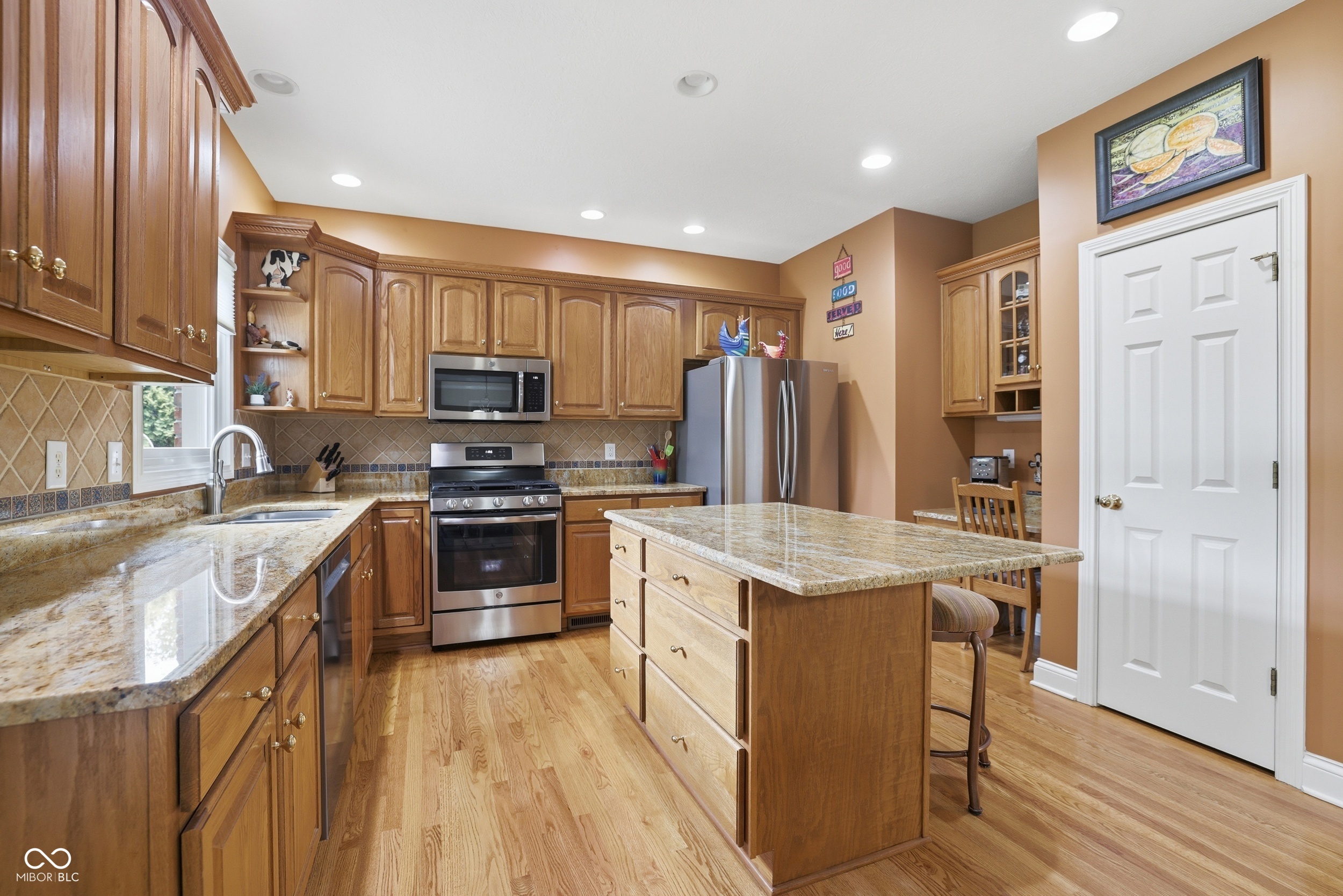 5767 Meadowlark Place