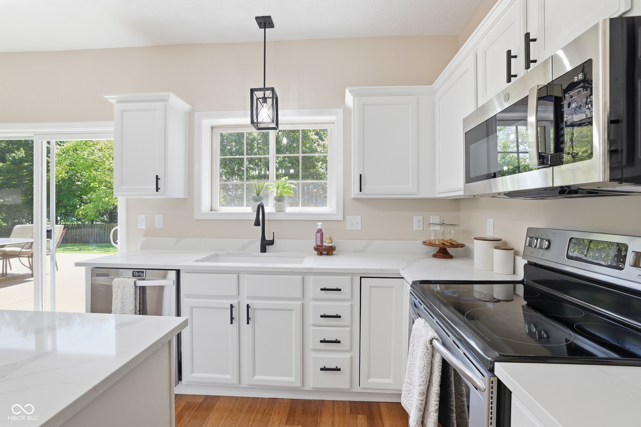 13456 Winamac Court