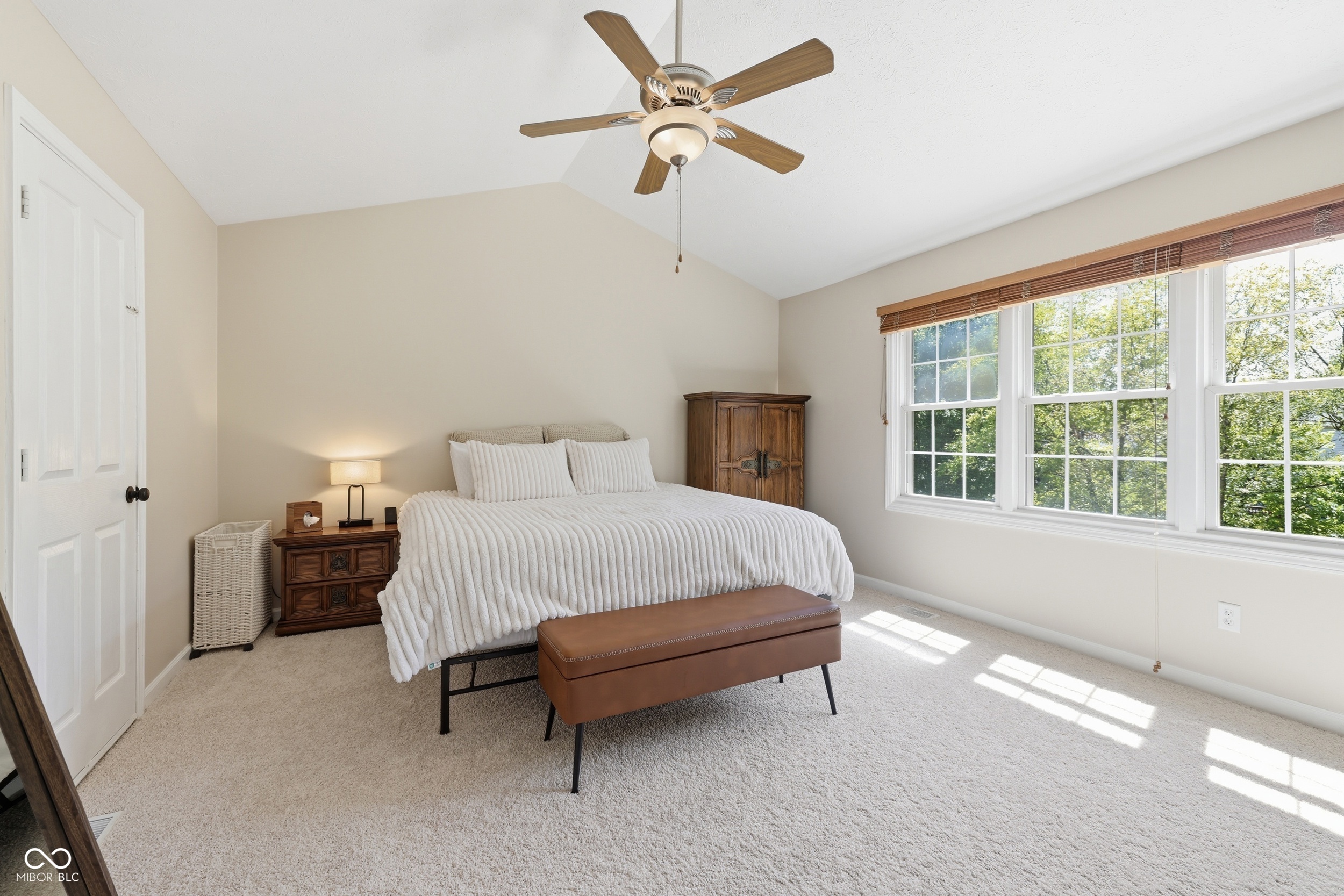 13456 Winamac Court