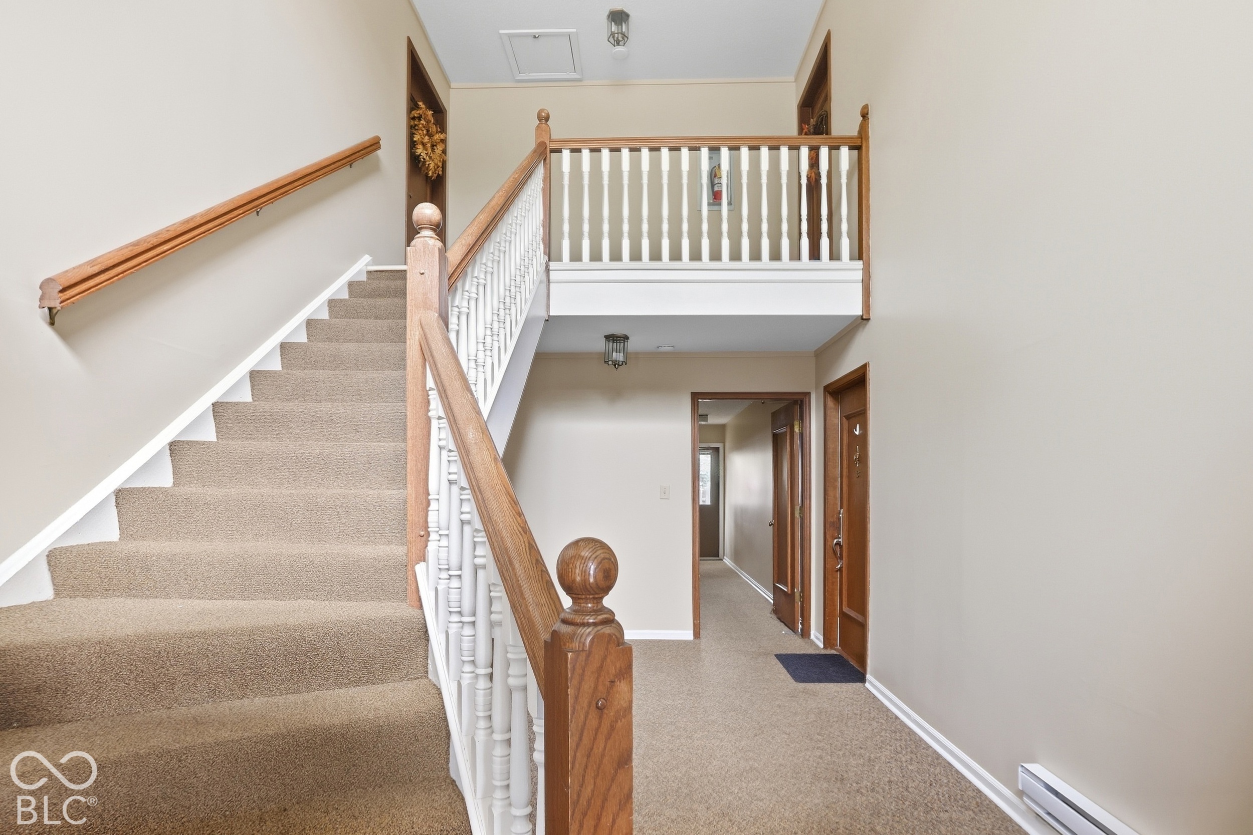 558 W Hunters Drive Unit: APT D