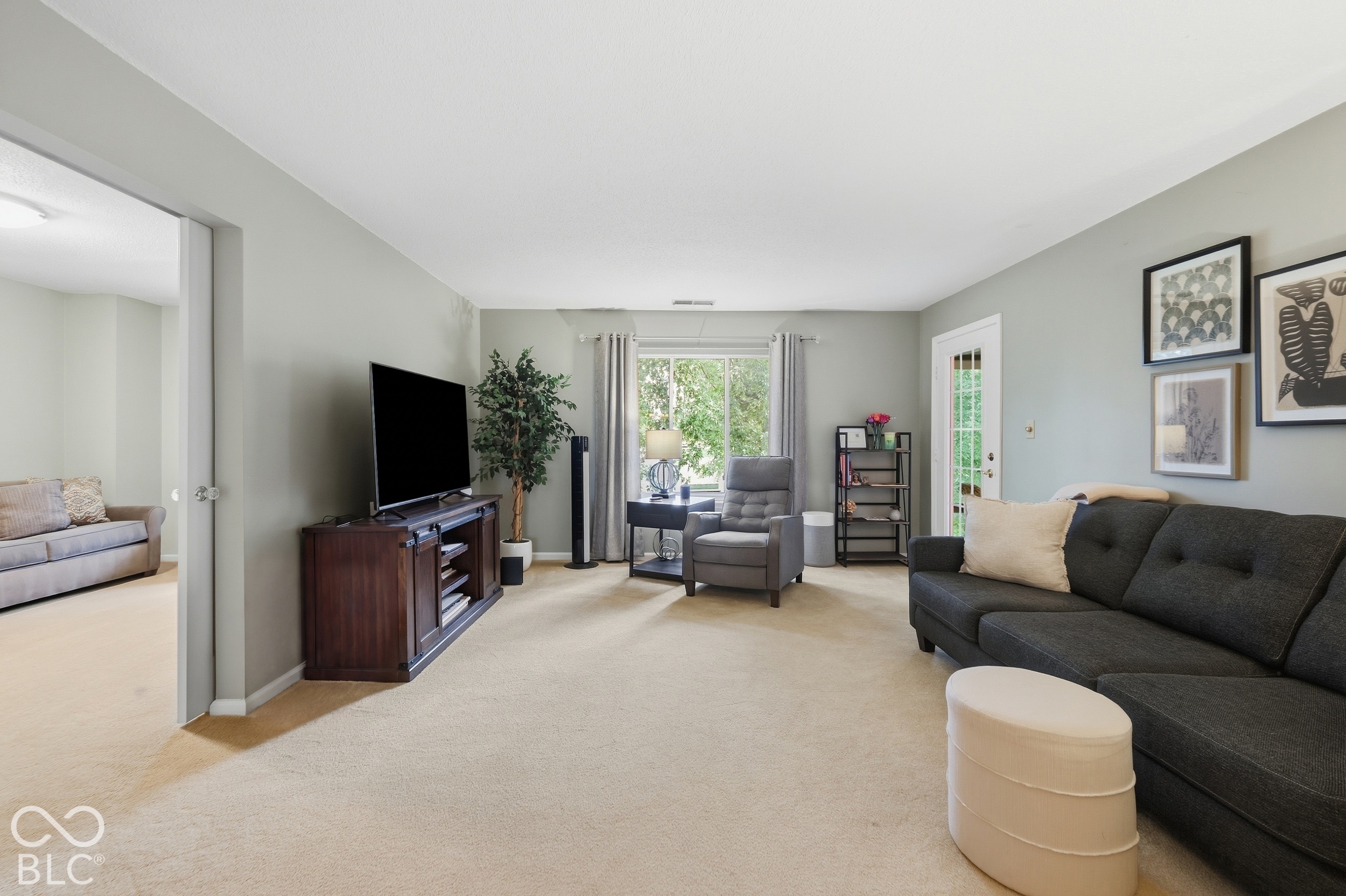 558 W Hunters Drive Unit: APT D