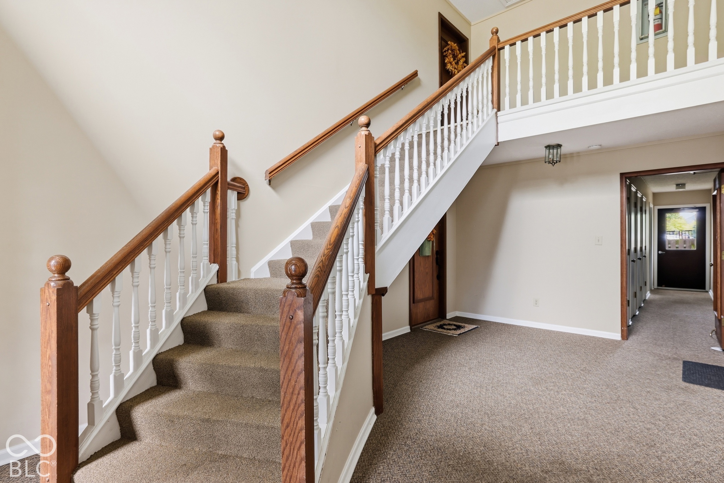 558 W Hunters Drive Unit: APT D