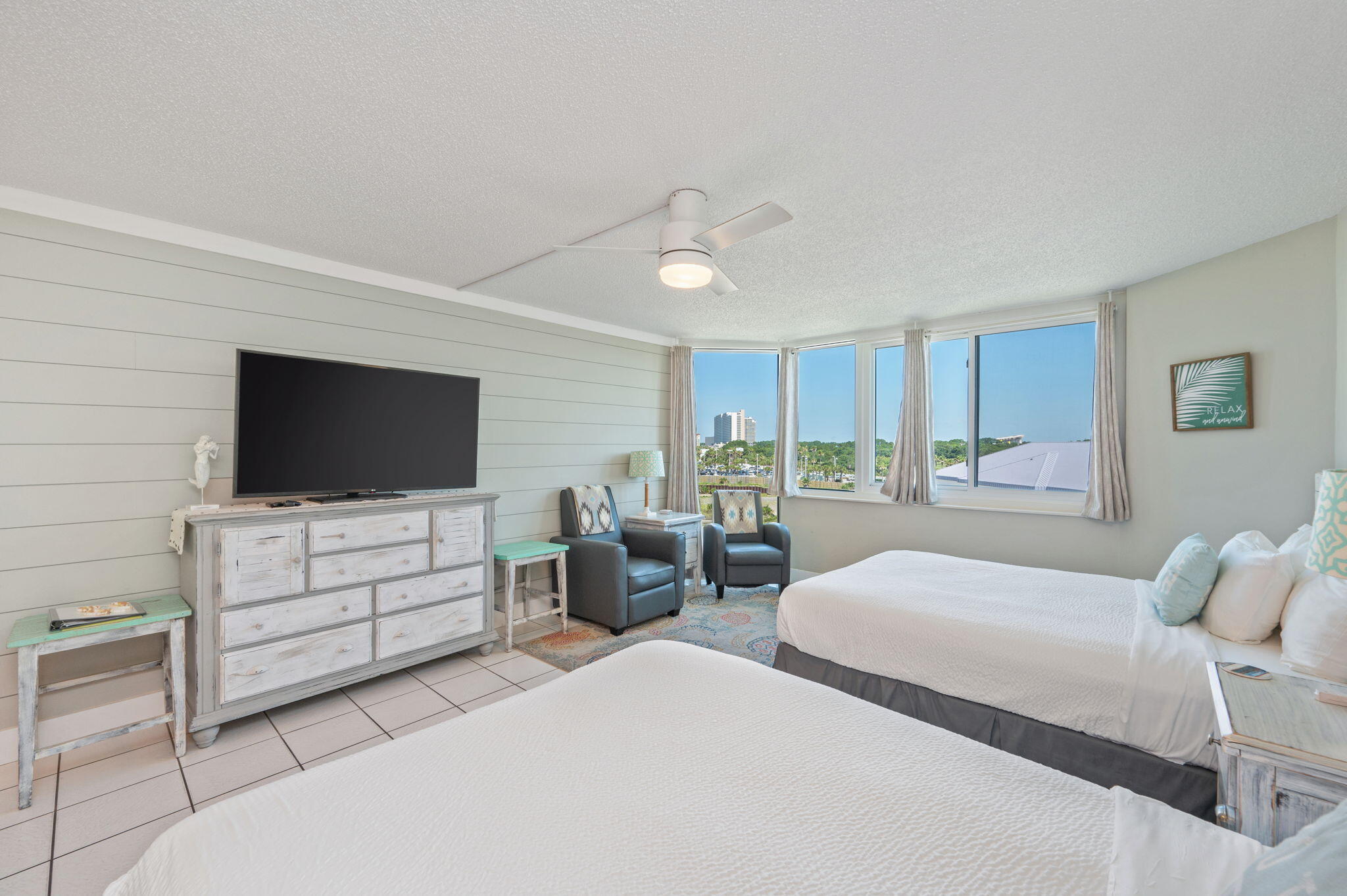 8817 S Thomas Drive A608
