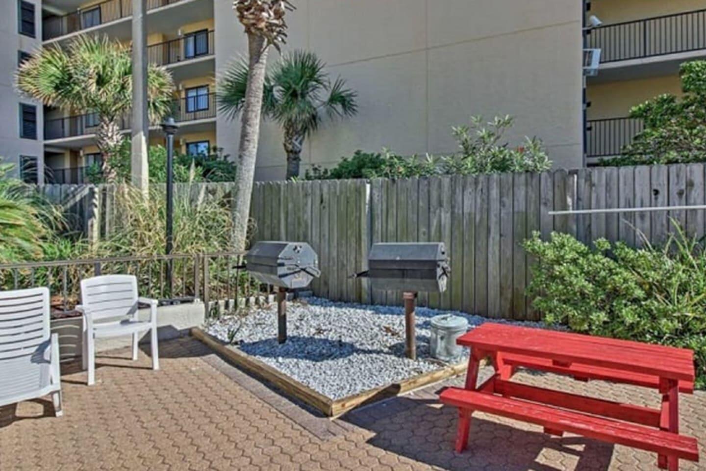 8817 S Thomas Drive A608
