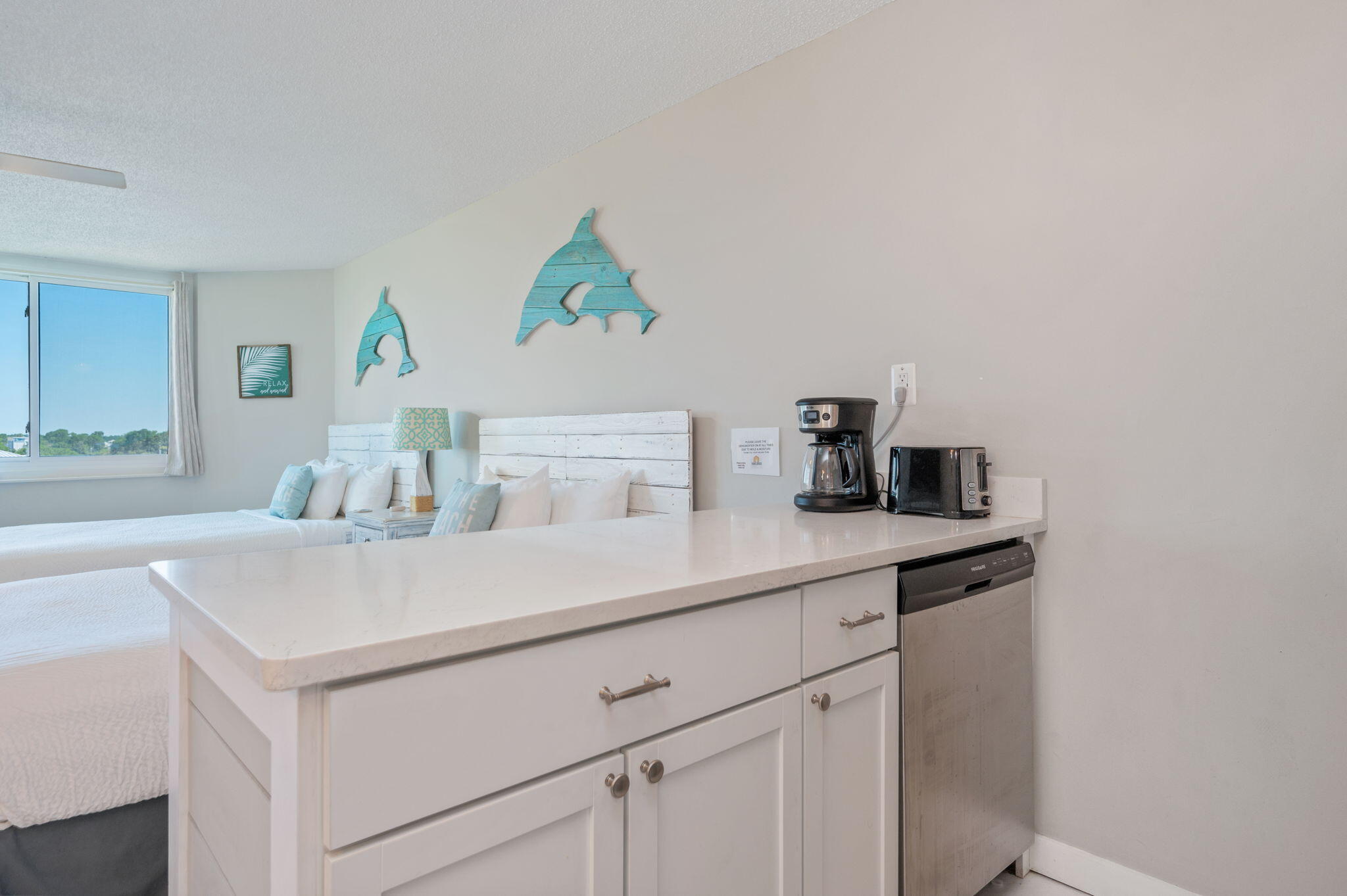 8817 S Thomas Drive A608