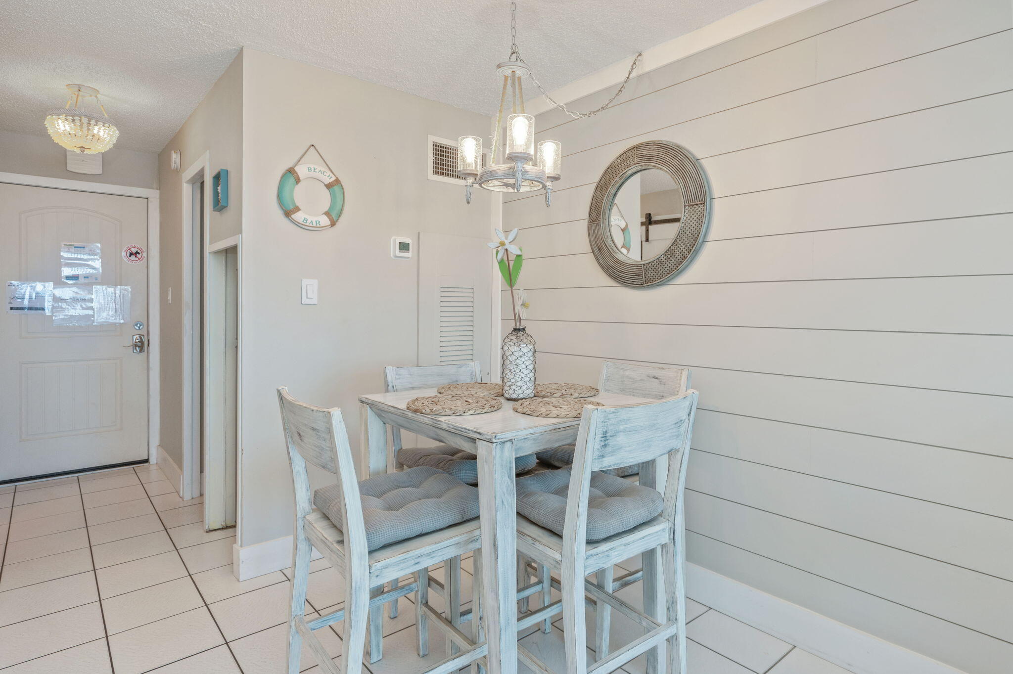 8817 S Thomas Drive A608
