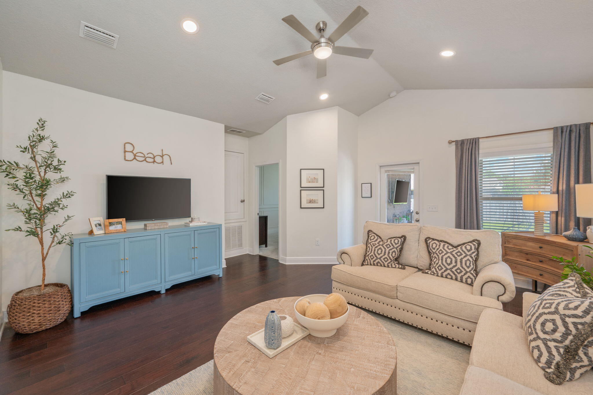 286 Pin Oak Loop