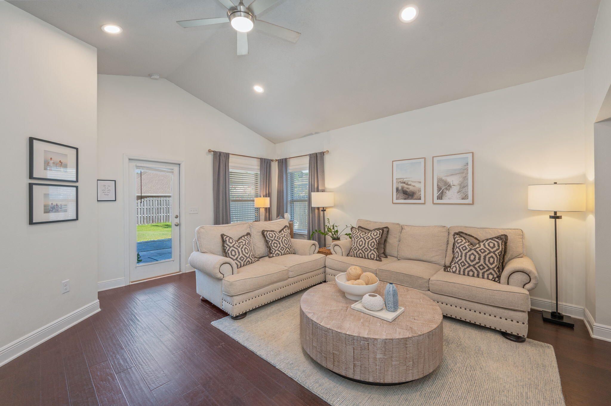 286 Pin Oak Loop