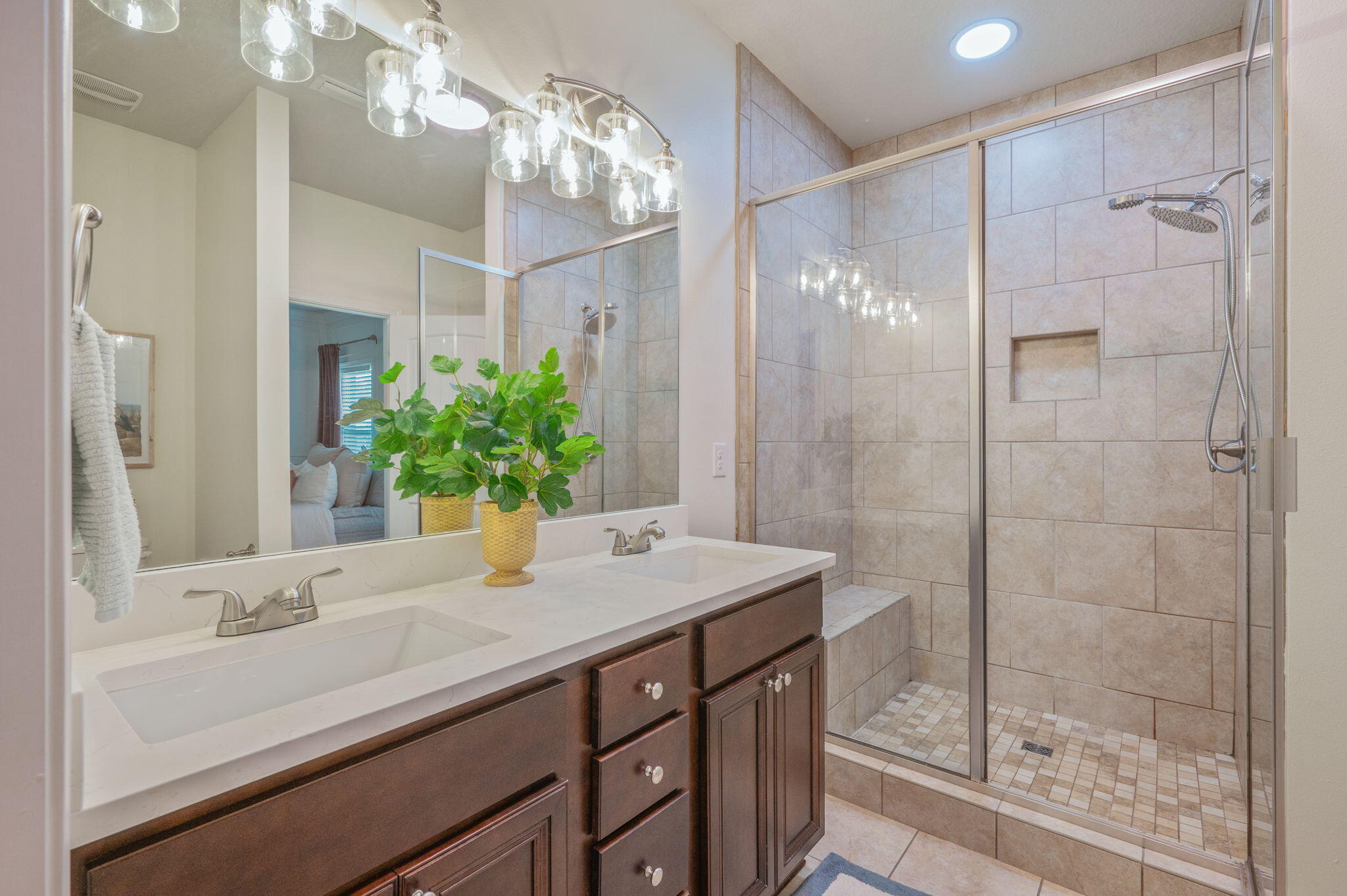 286 Pin Oak Loop