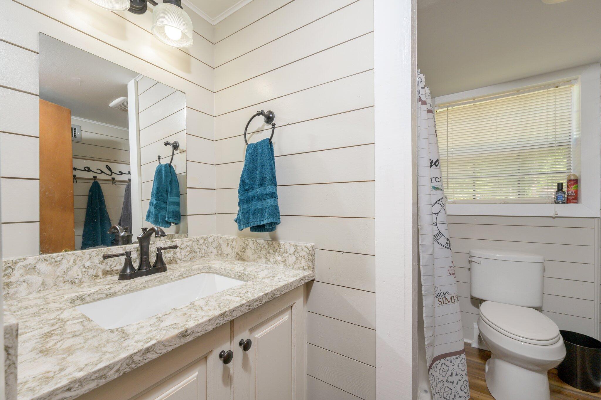 4869 Retta Lane
