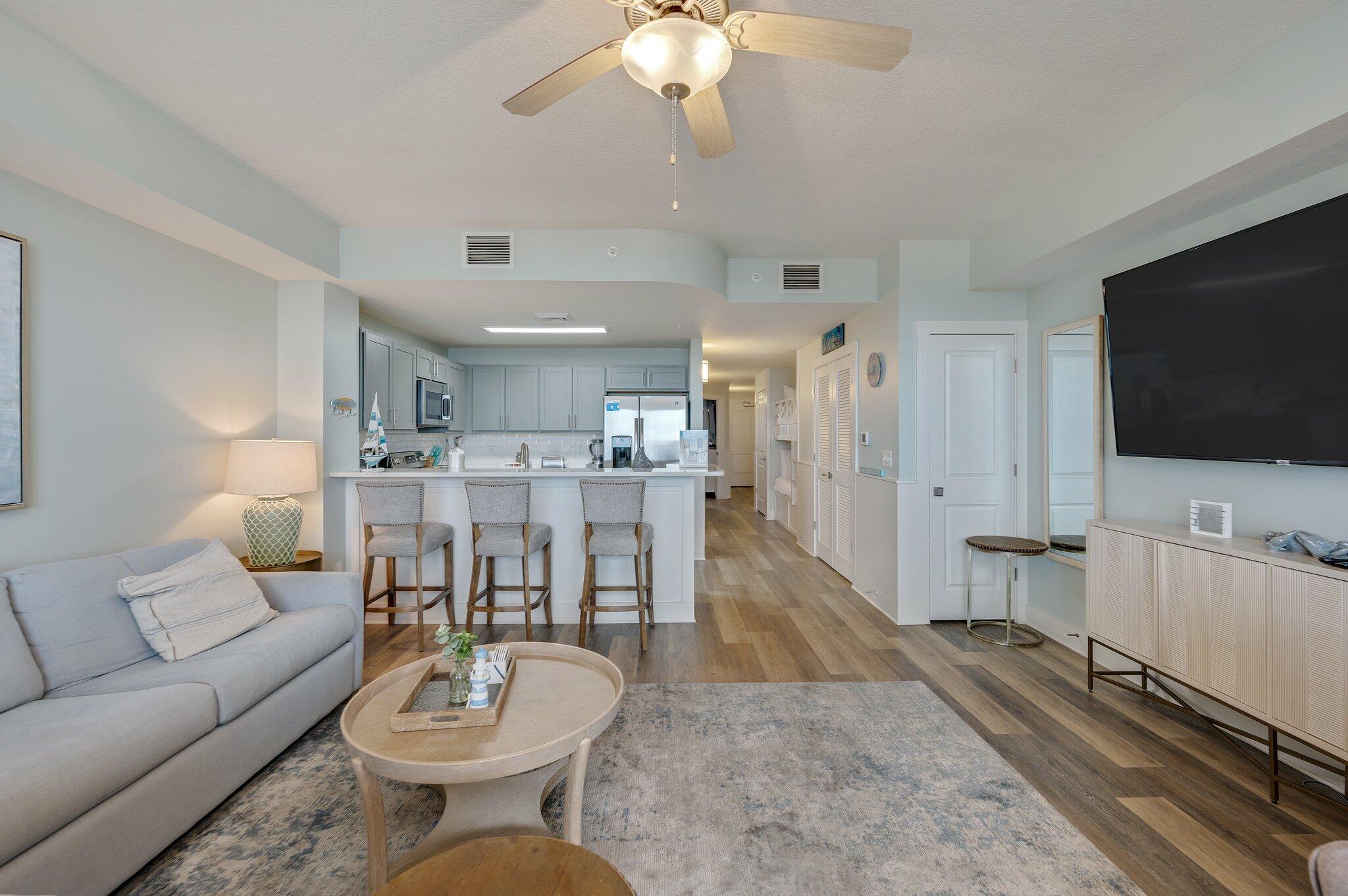 15928 Front Beach Road, 3-1005