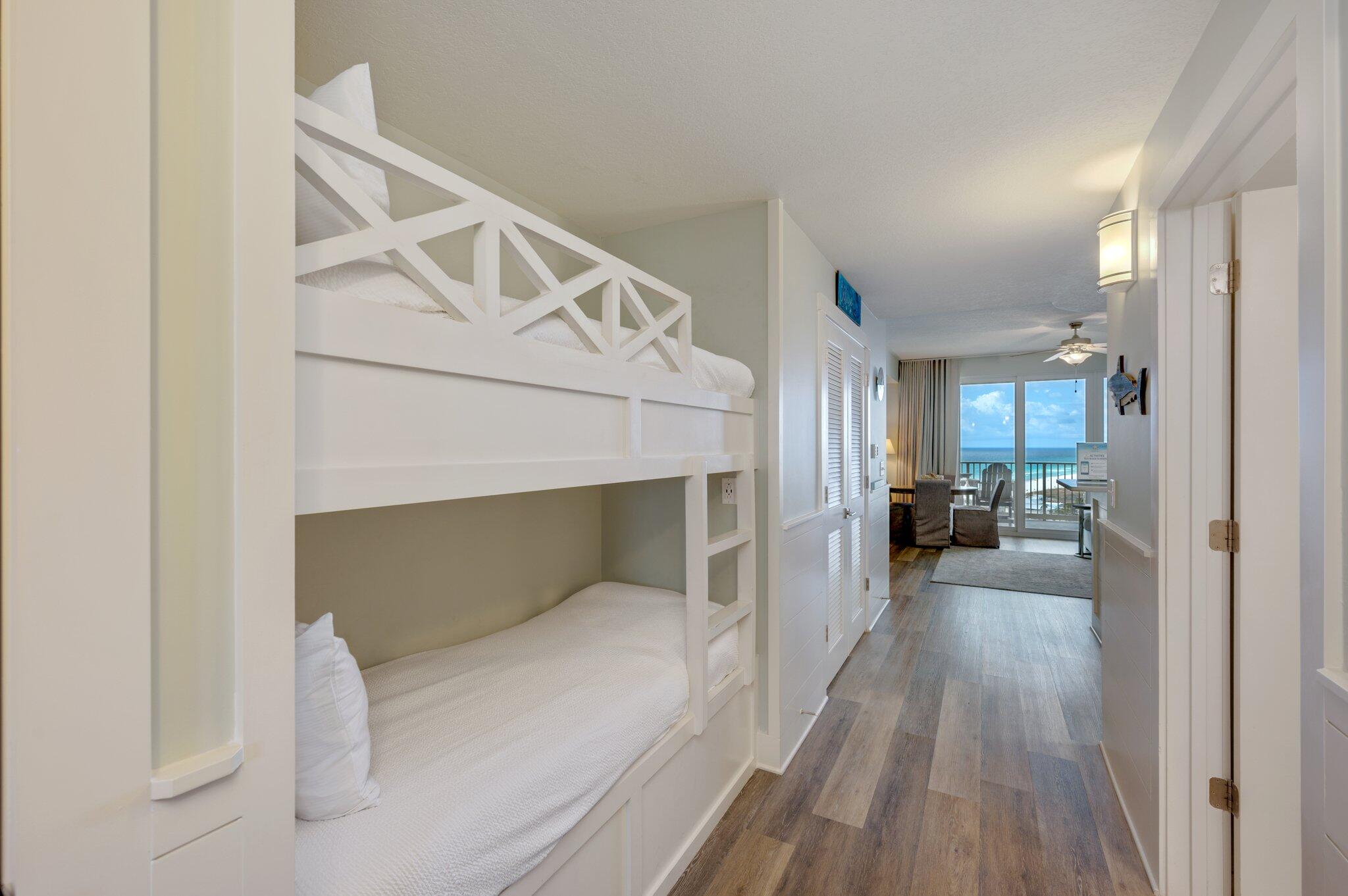 15928 Front Beach Road, 3-1005