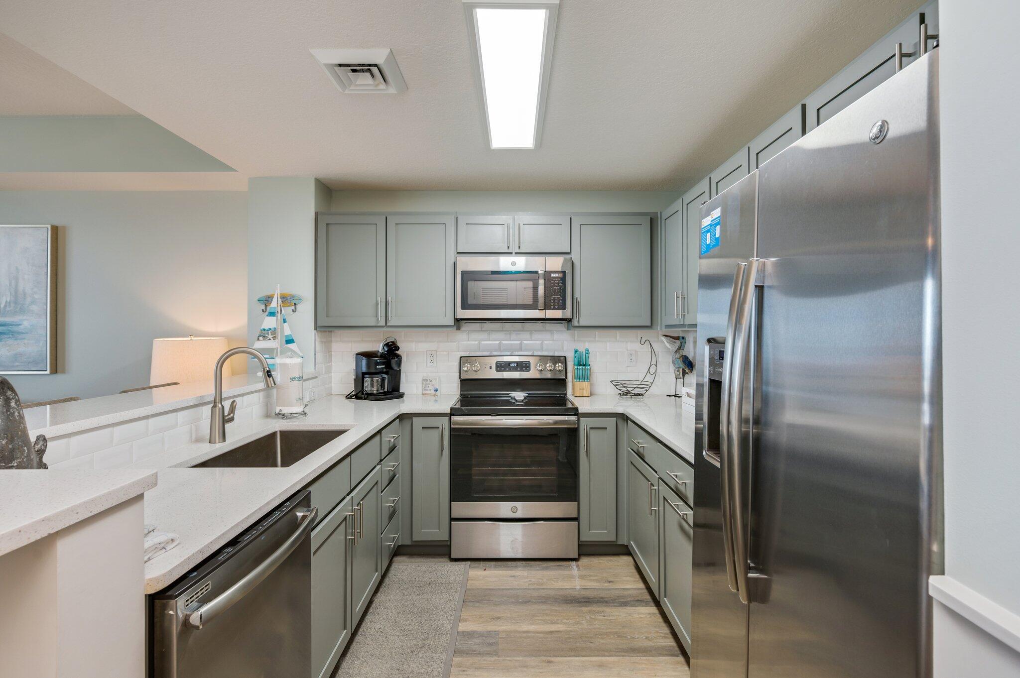 15928 Front Beach Road, 3-1005