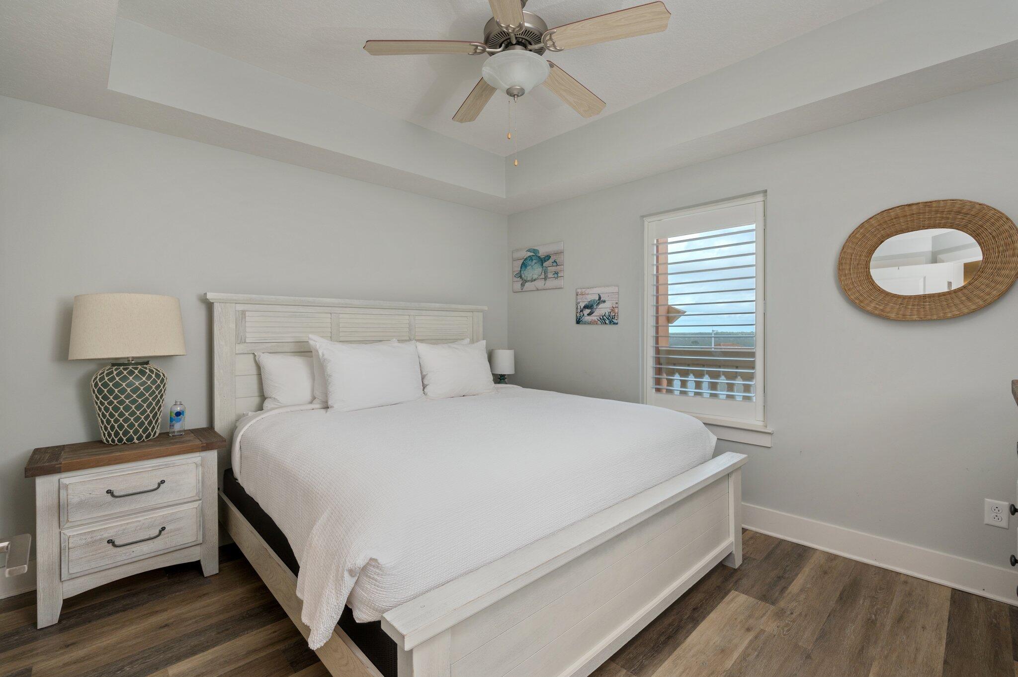 15928 Front Beach Road, 3-1005