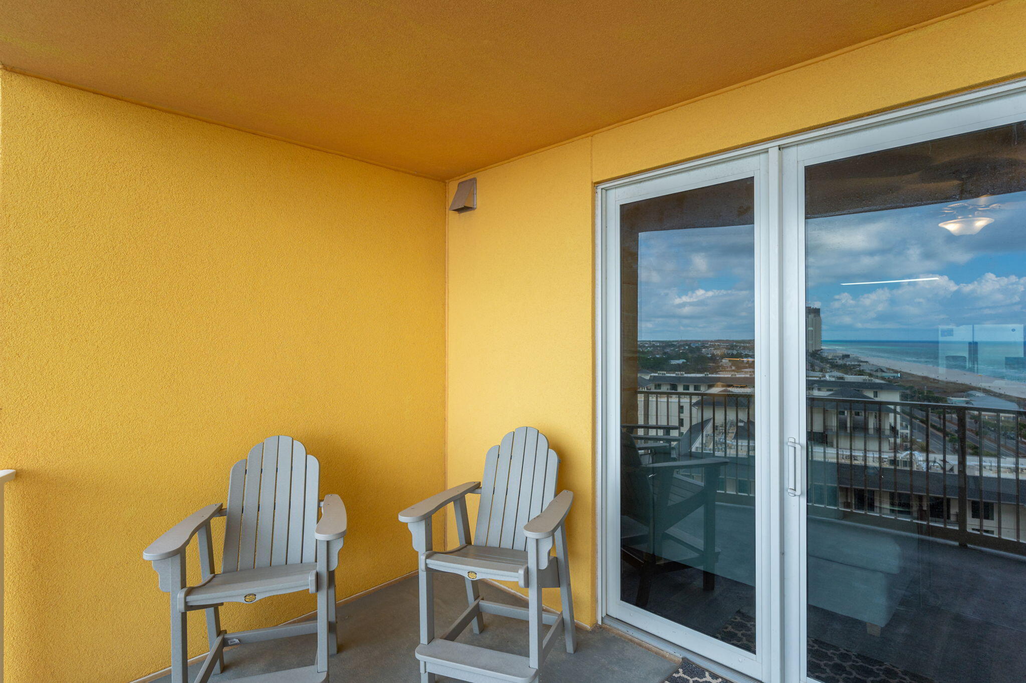 15928 Front Beach Road, 3-1005