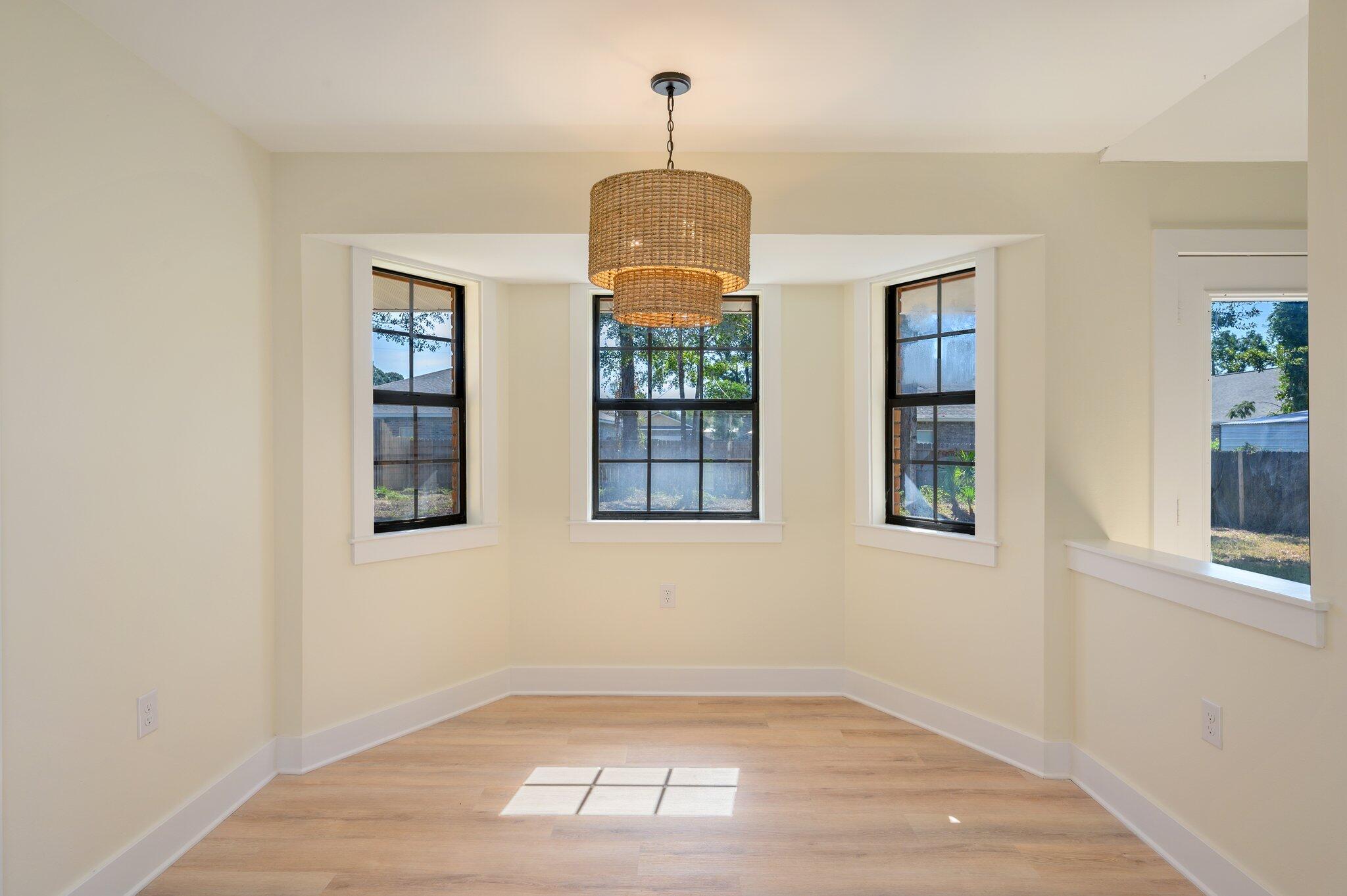 1018 Quail Hollow Drive