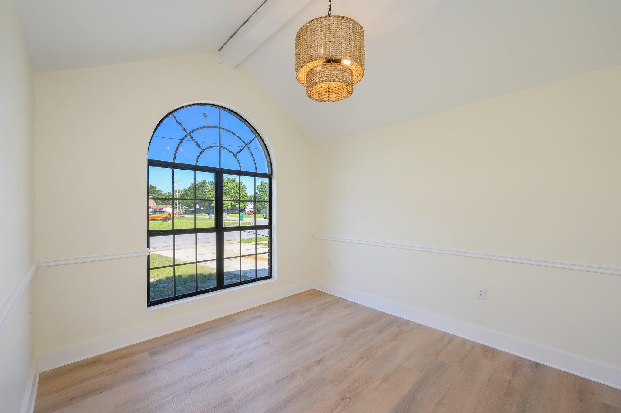 1018 Quail Hollow Drive