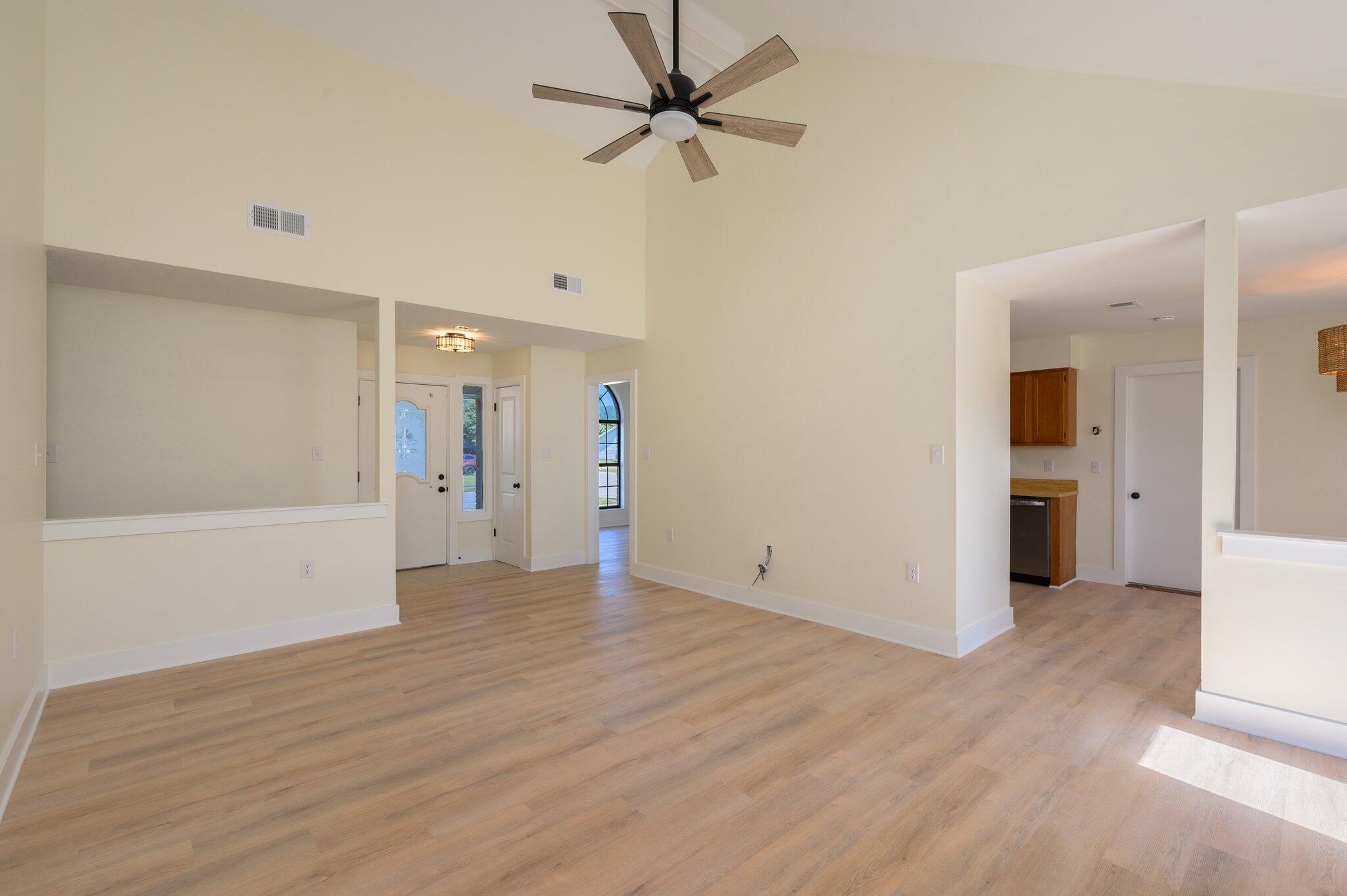 1018 Quail Hollow Drive