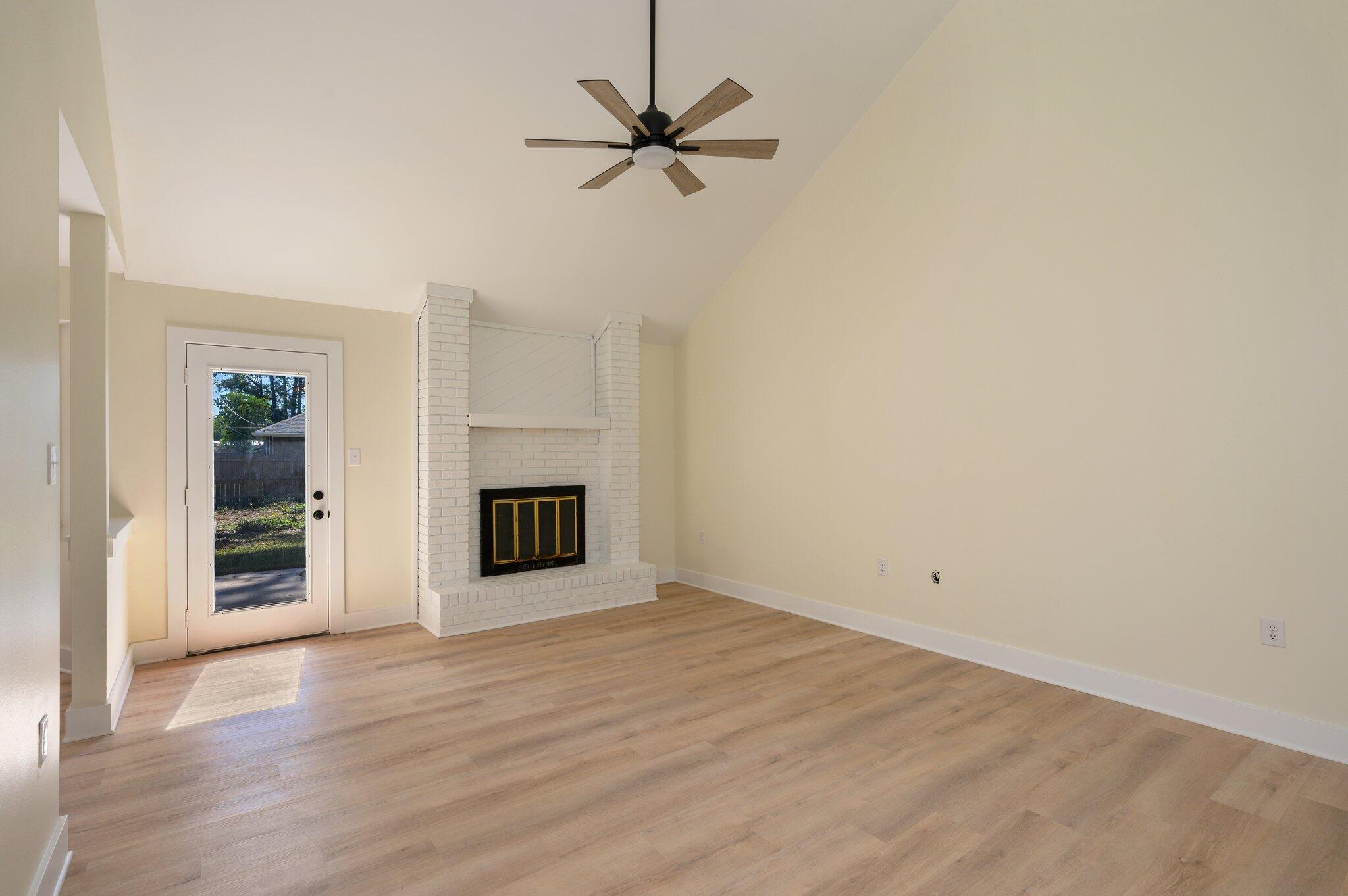 1018 Quail Hollow Drive