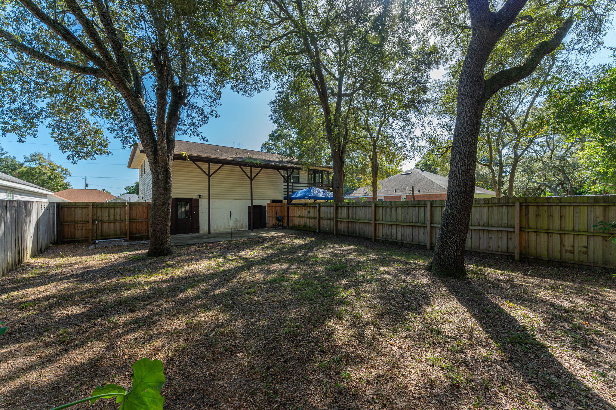 1002 High Grove Court