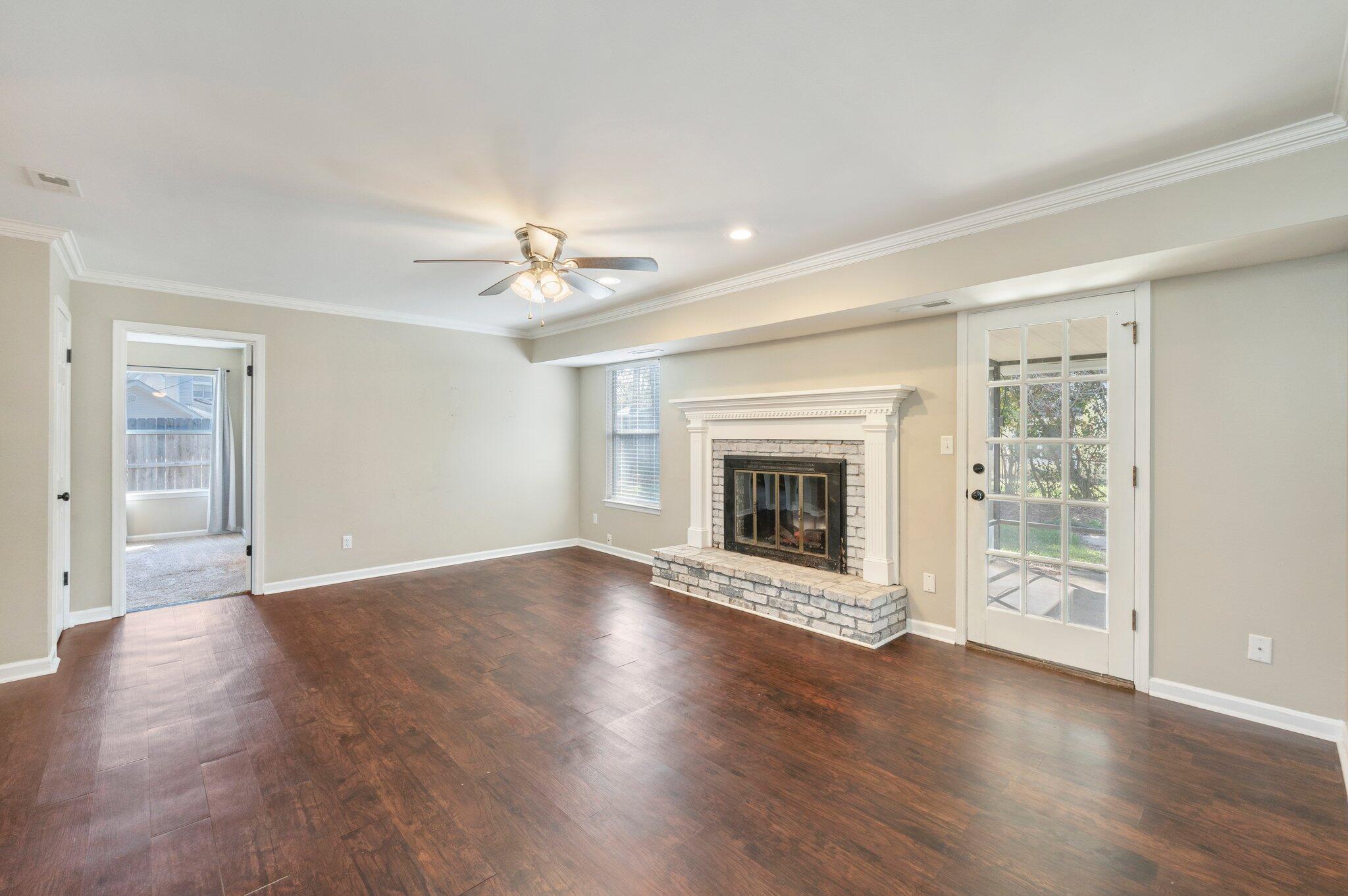 2700 Willow Grove Lane