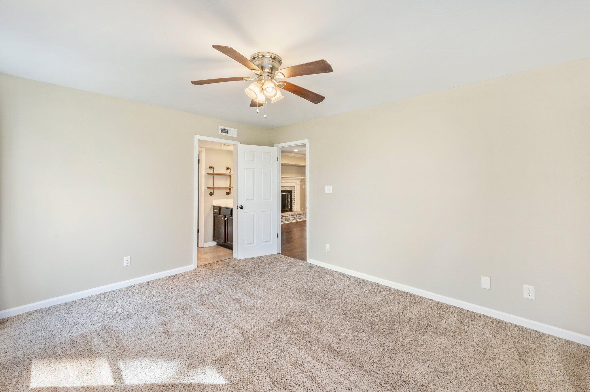 2700 Willow Grove Lane